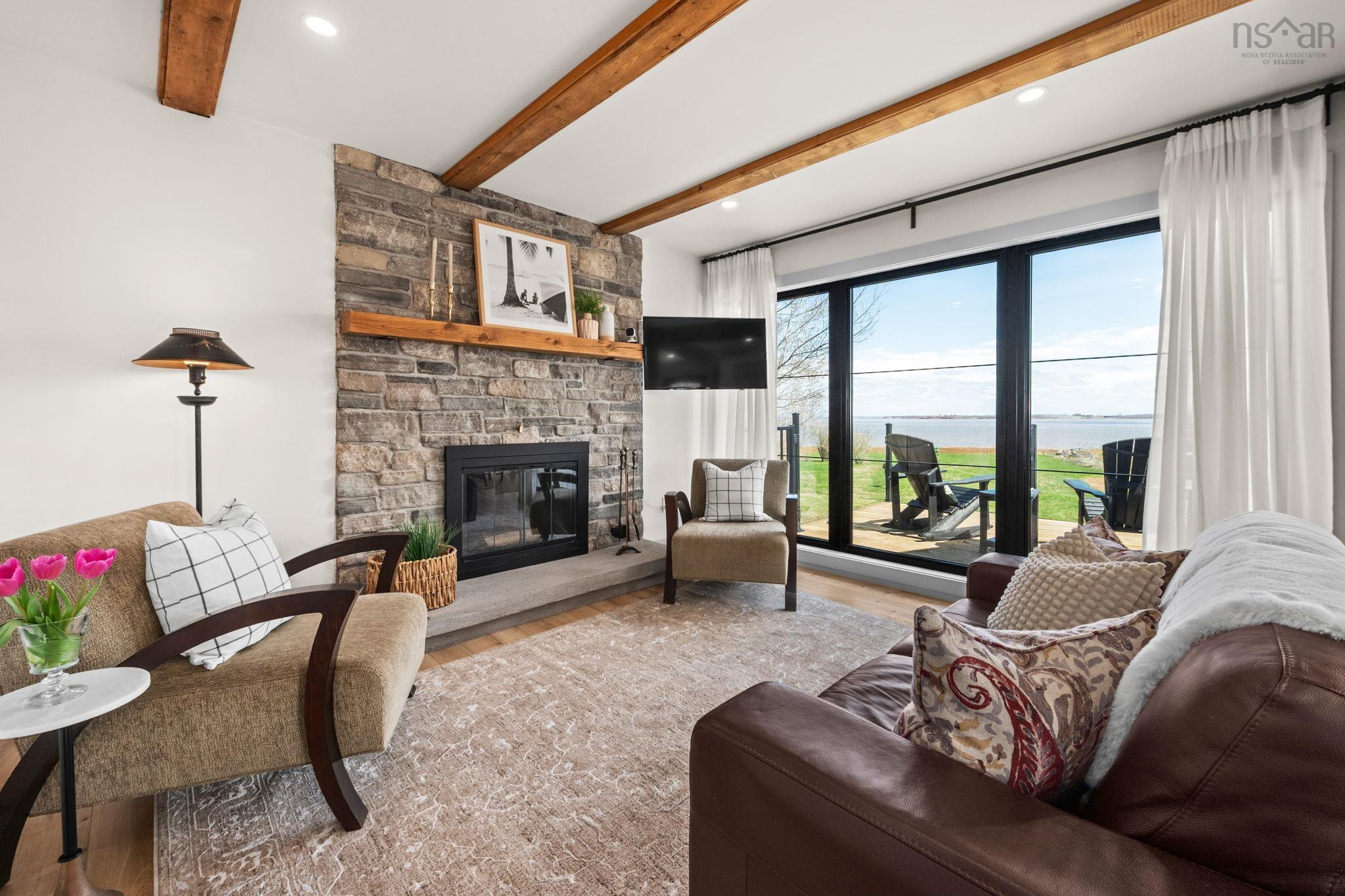 $769,000.00: 504 Porters Point Branch Road, Lower Canard