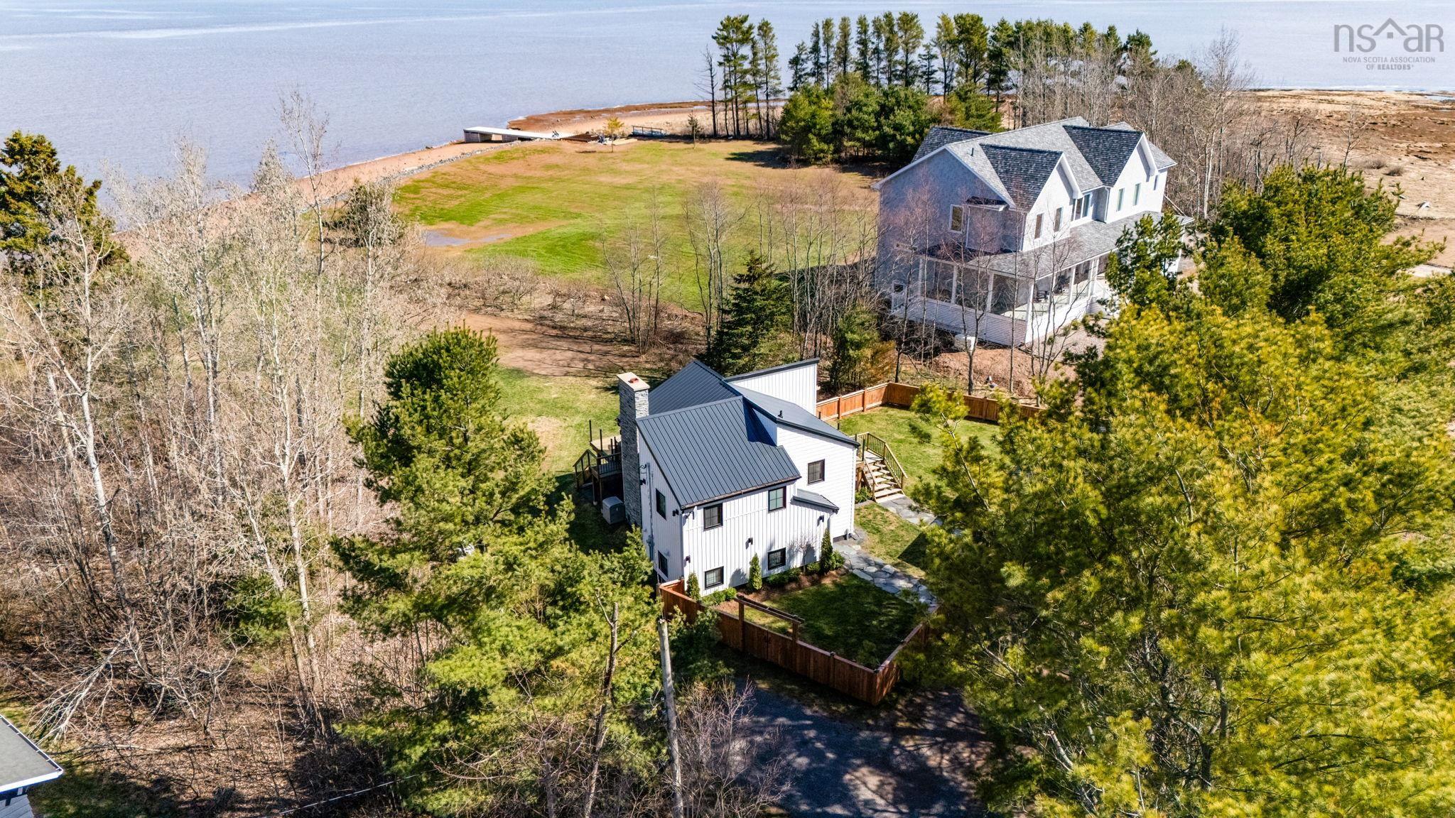 $769,000.00: 504 Porters Point Branch Road, Lower Canard