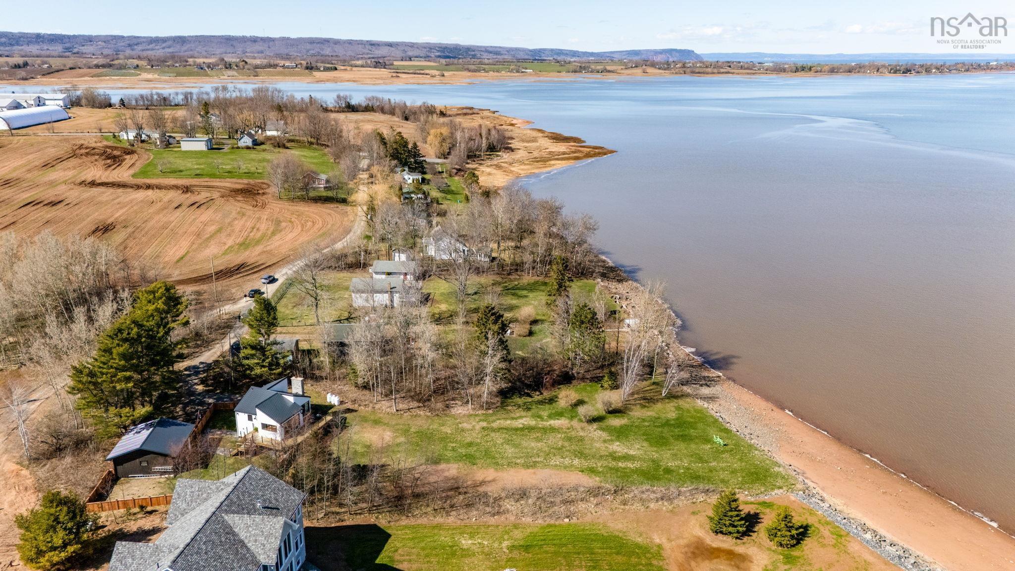 $769,000.00: 504 Porters Point Branch Road, Lower Canard