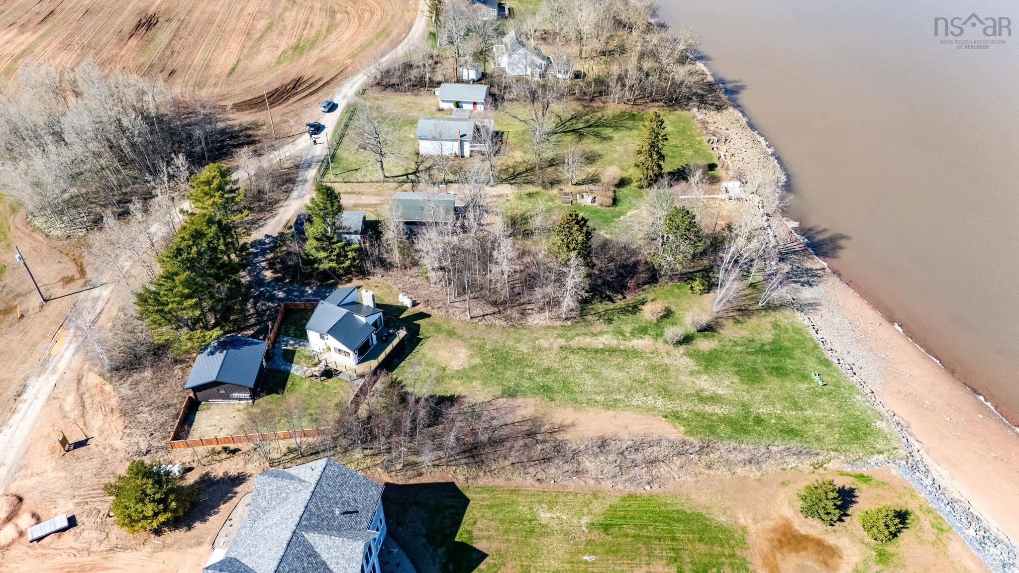 $769,000.00: 504 Porters Point Branch Road, Lower Canard