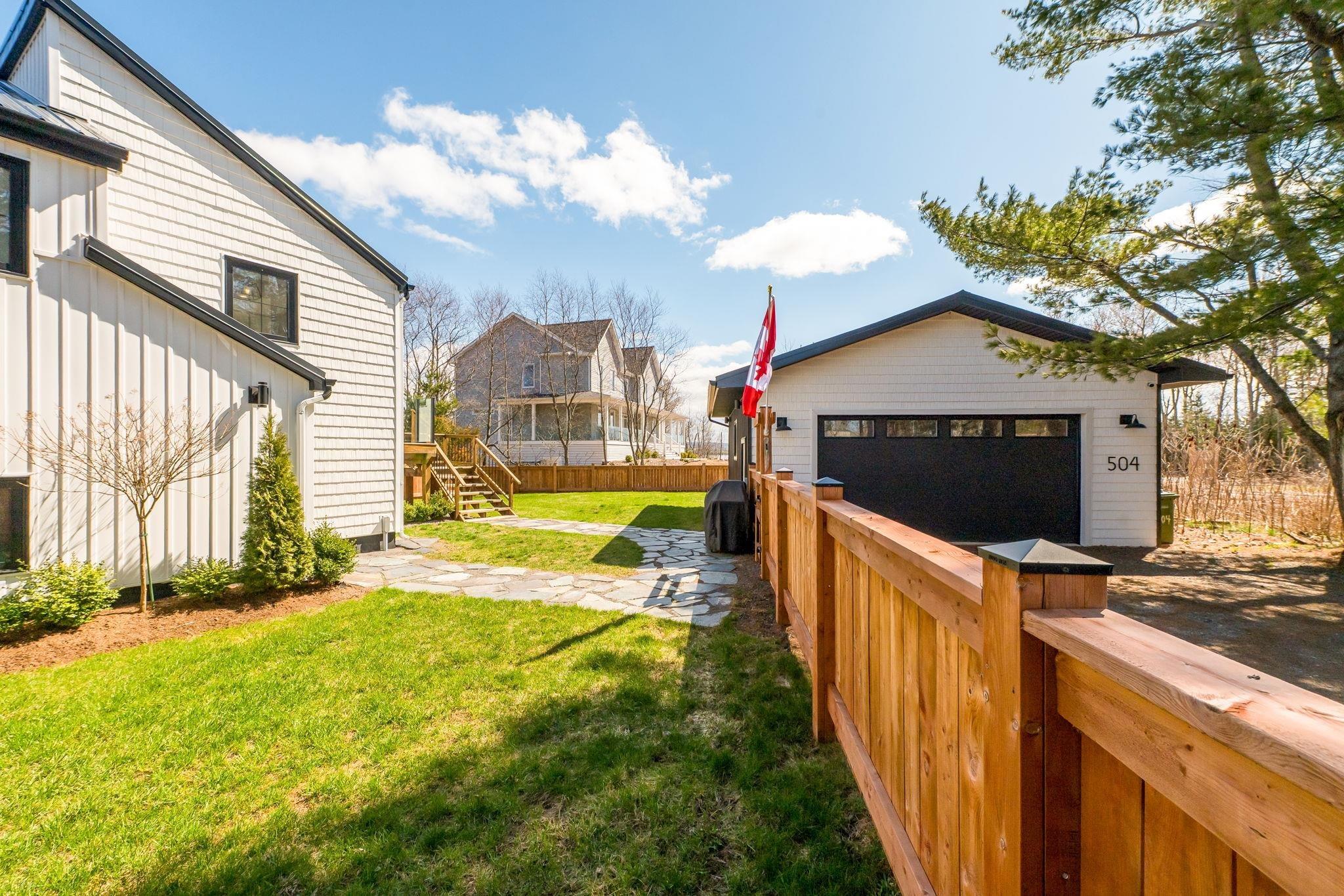 $769,000.00: 504 Porters Point Branch Road, Lower Canard