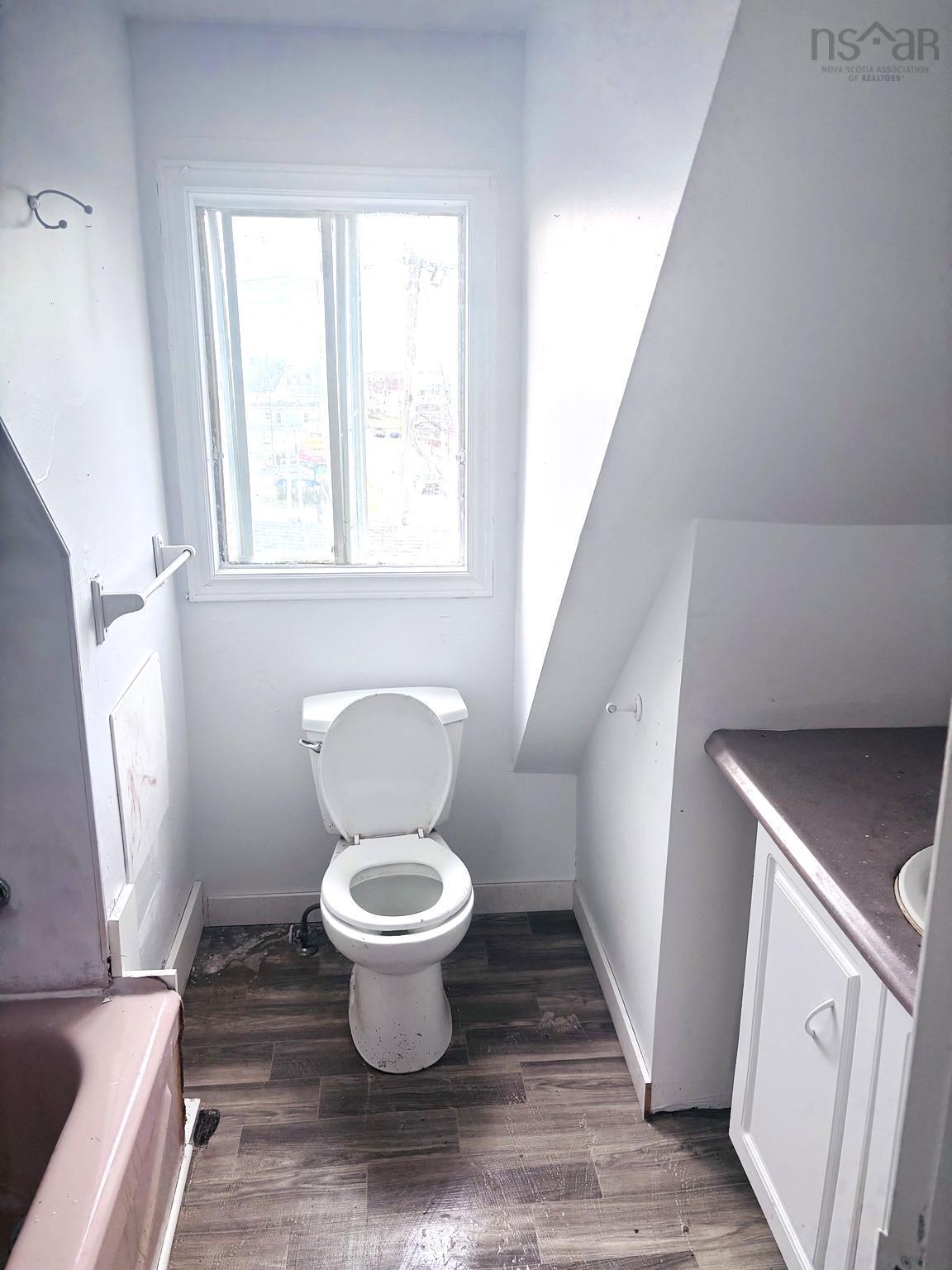 $125,000.00: 859 Victoria Road, Sydney