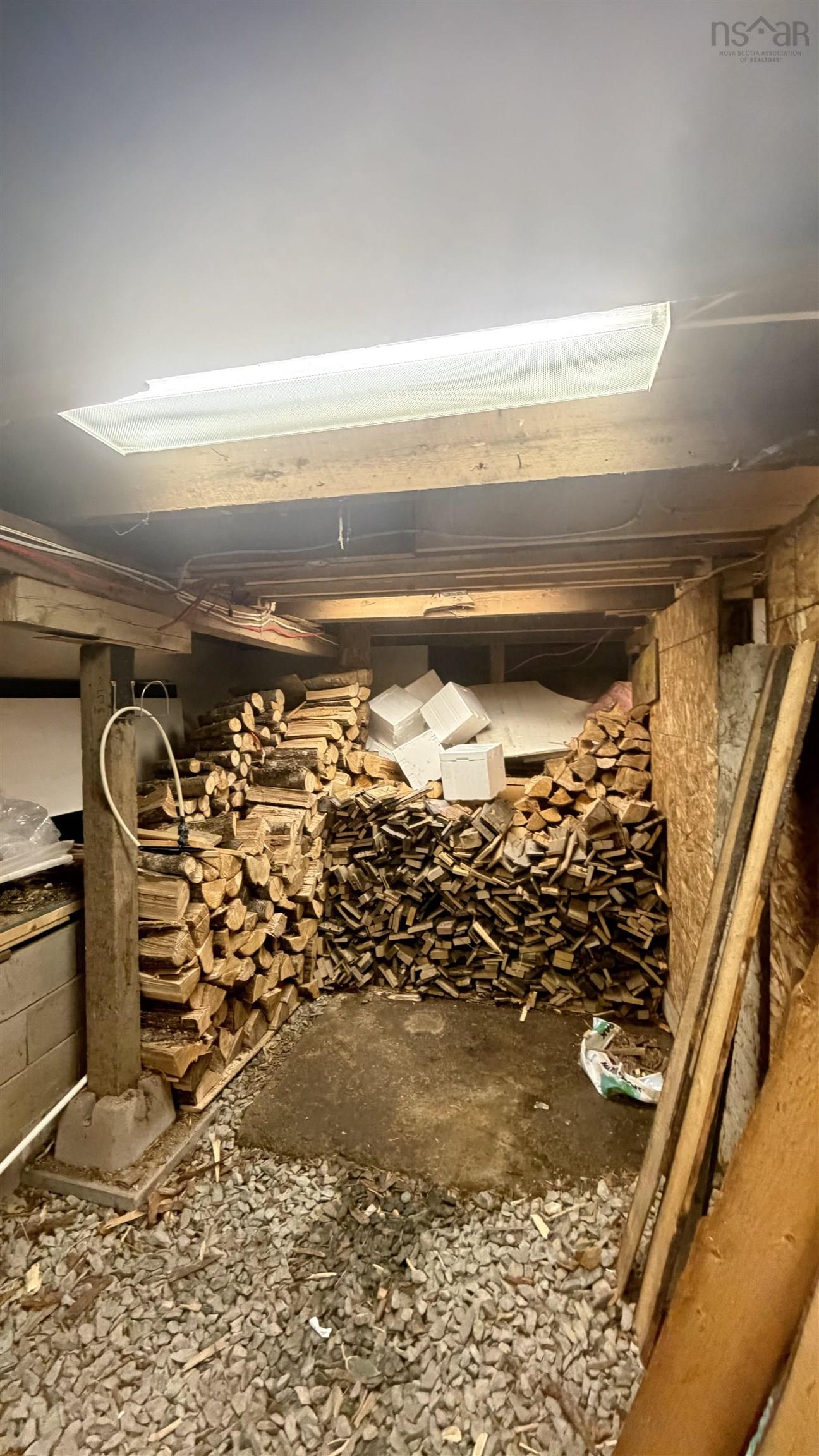 $265,000.00: 1012  8 Highway, Maitland Bridge