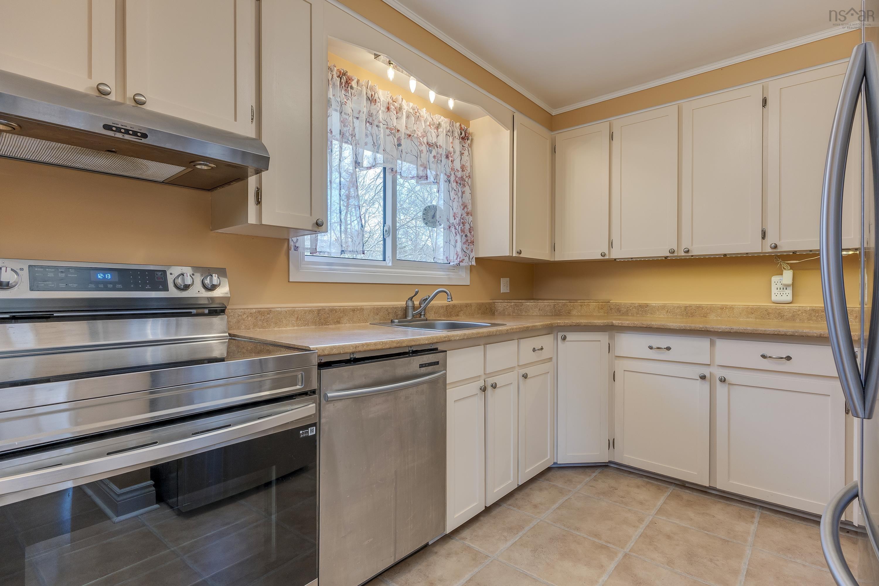 $539,900.00: 33 Rosewood Avenue, Timberlea