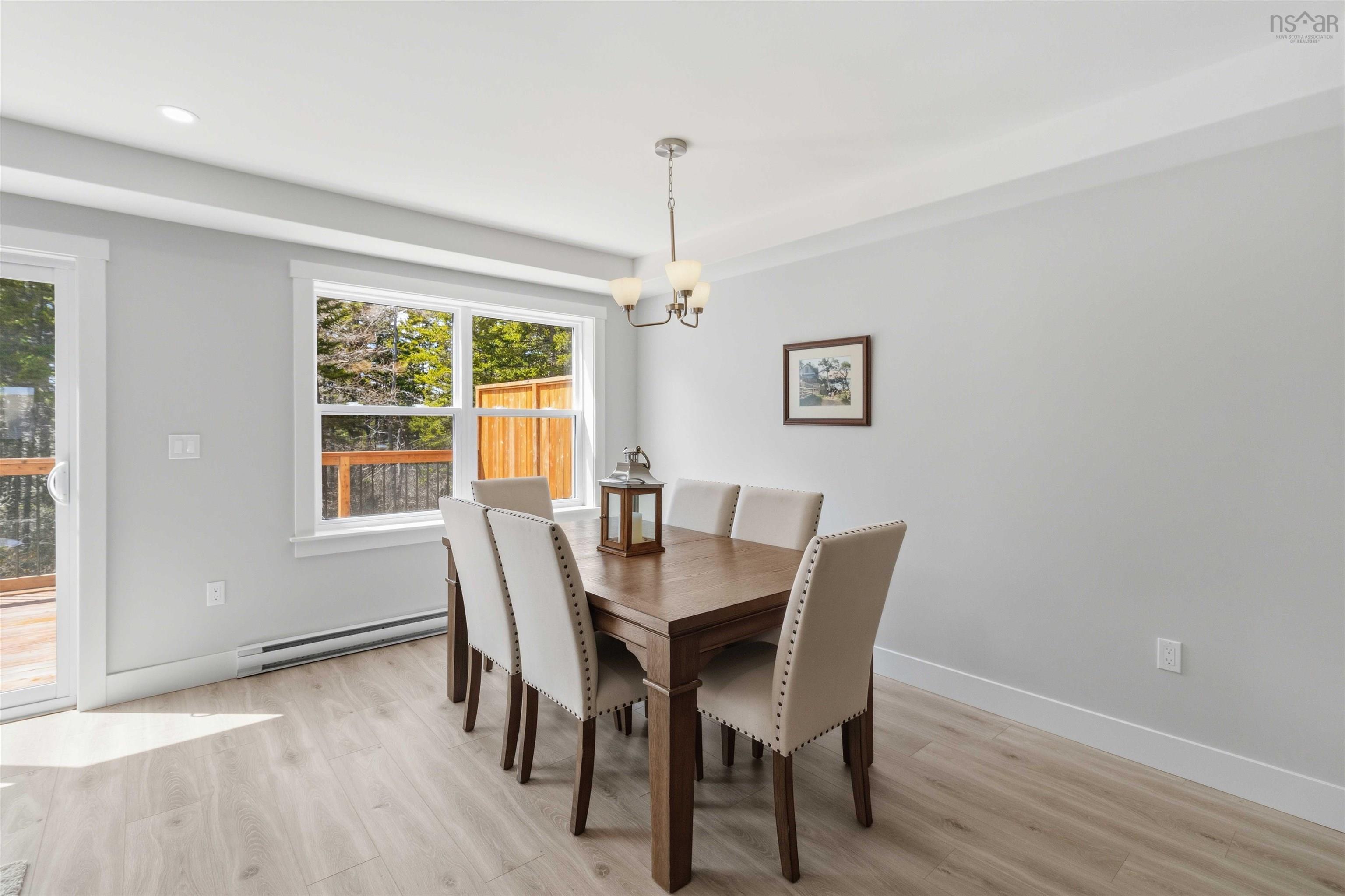 $724,900.00: 11 Viewcrest Drive, Clayton Park