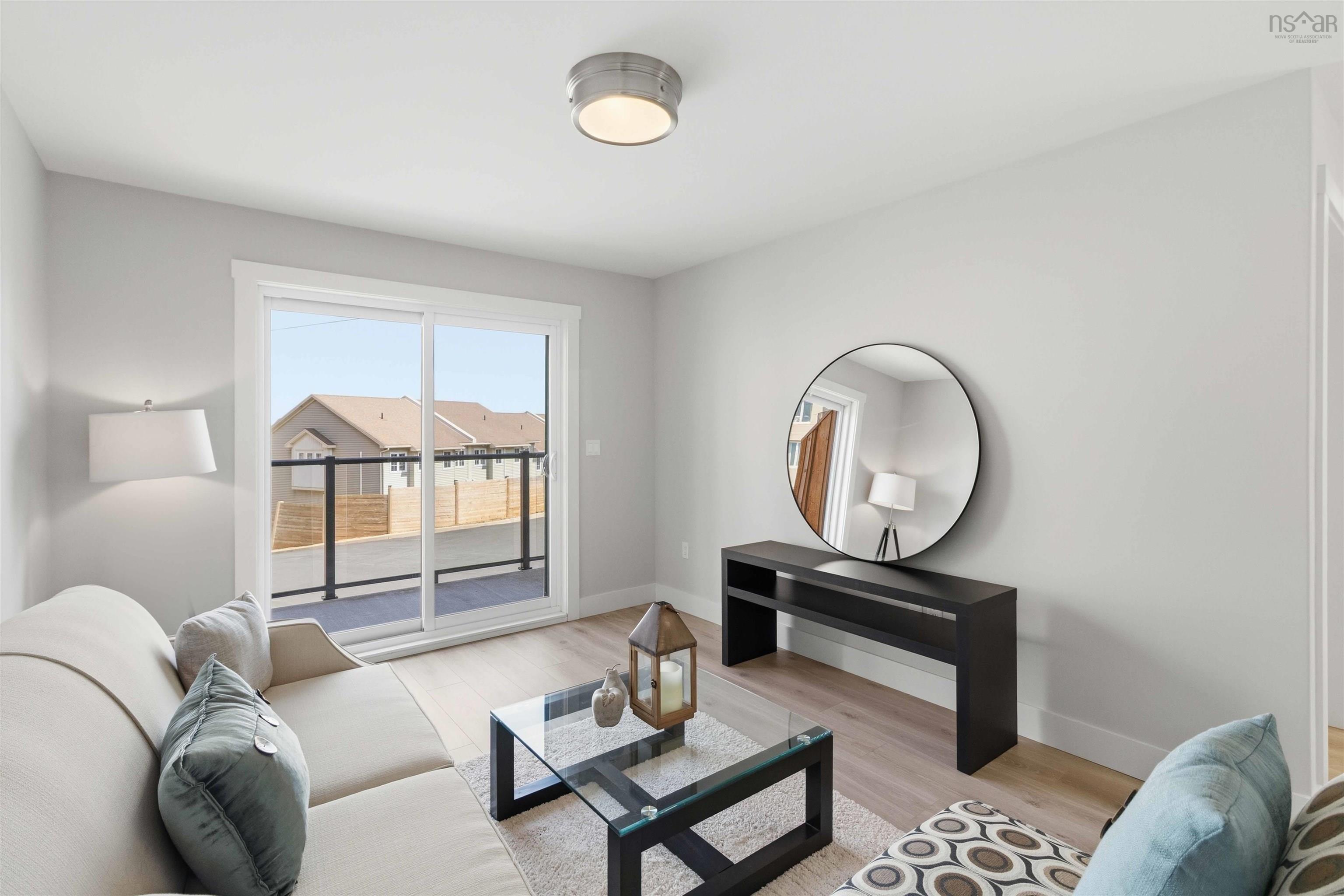 $724,900.00: 11 Viewcrest Drive, Clayton Park