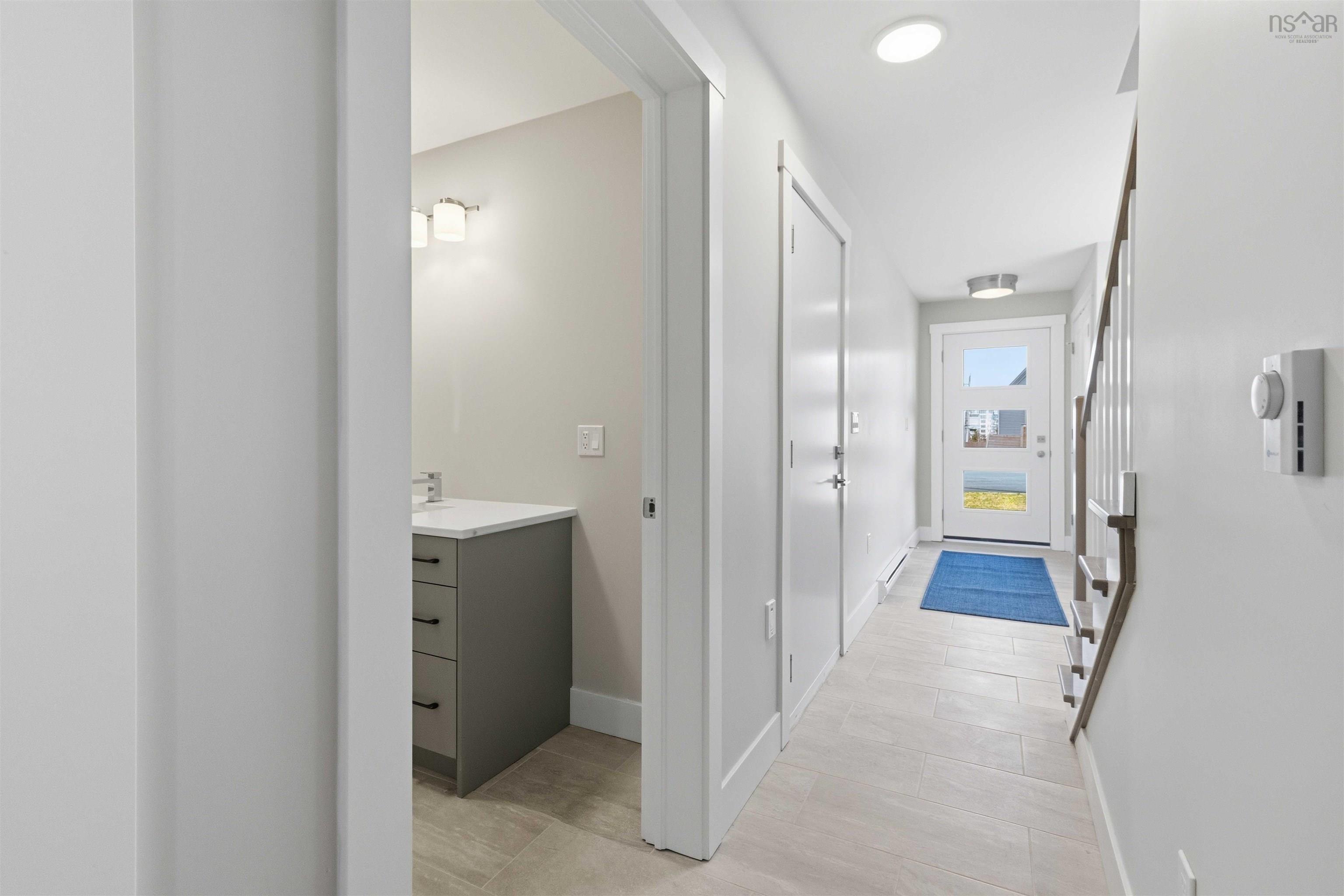 $724,900.00: 11 Viewcrest Drive, Clayton Park