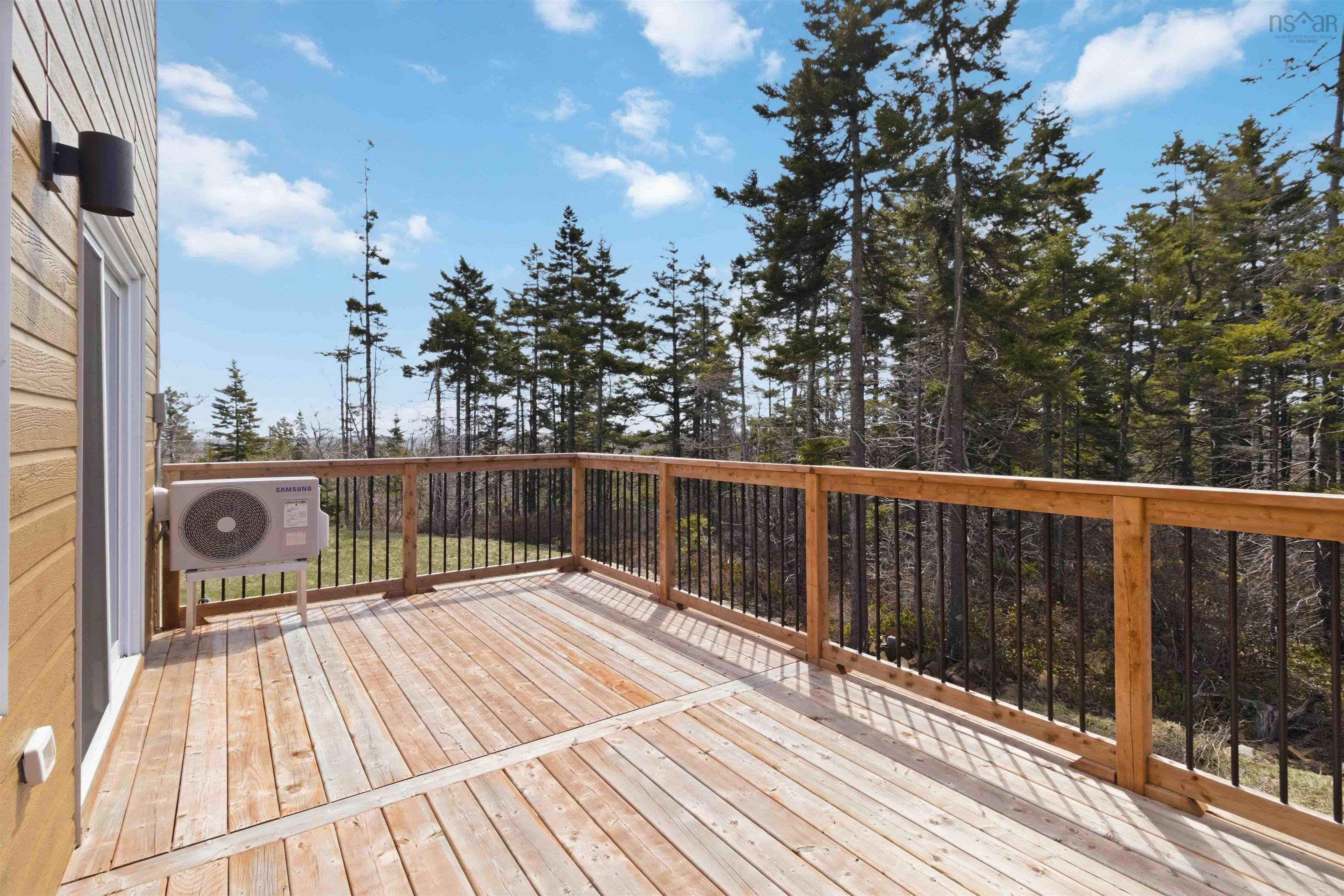 $724,900.00: 11 Viewcrest Drive, Clayton Park