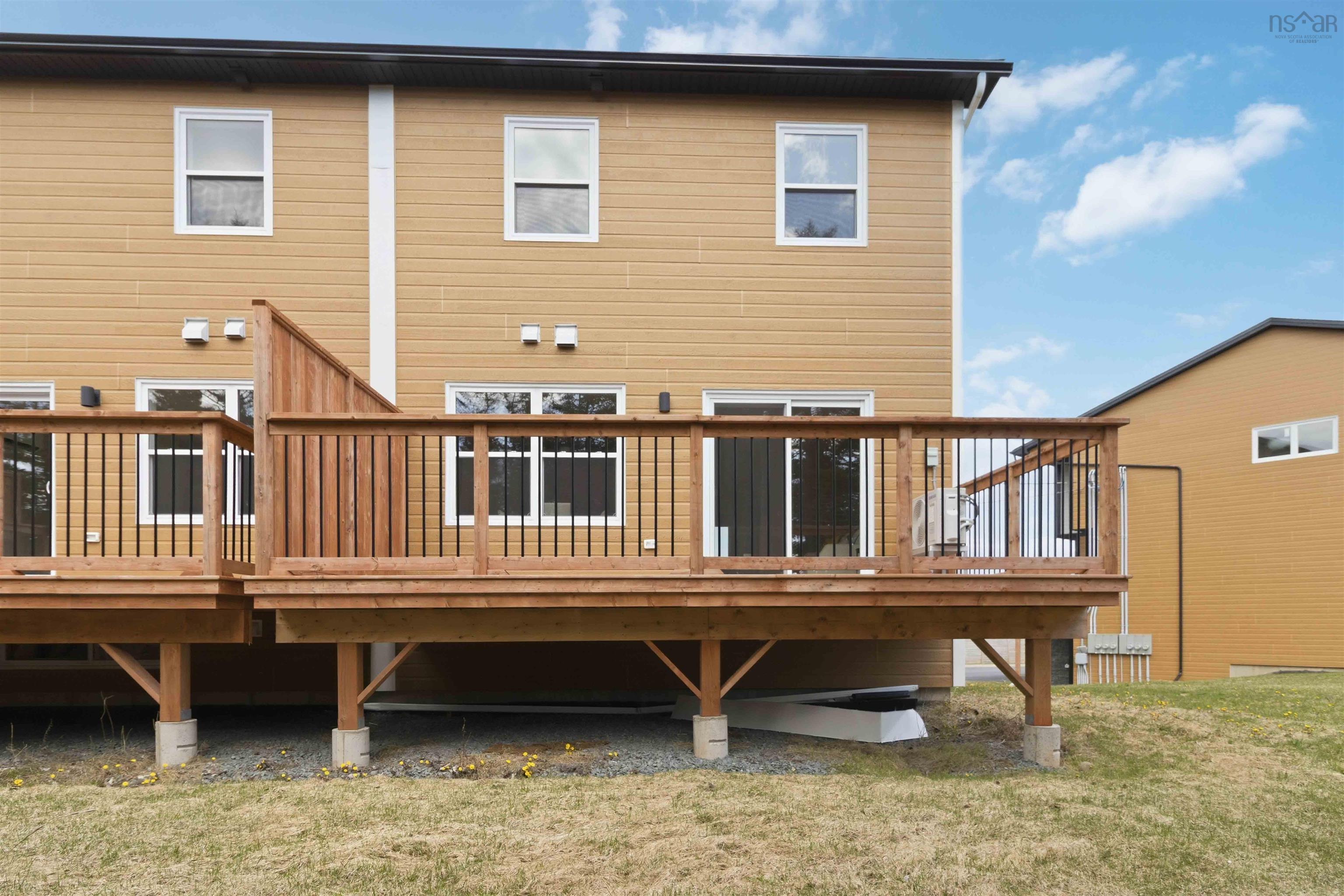 $724,900.00: 11 Viewcrest Drive, Clayton Park