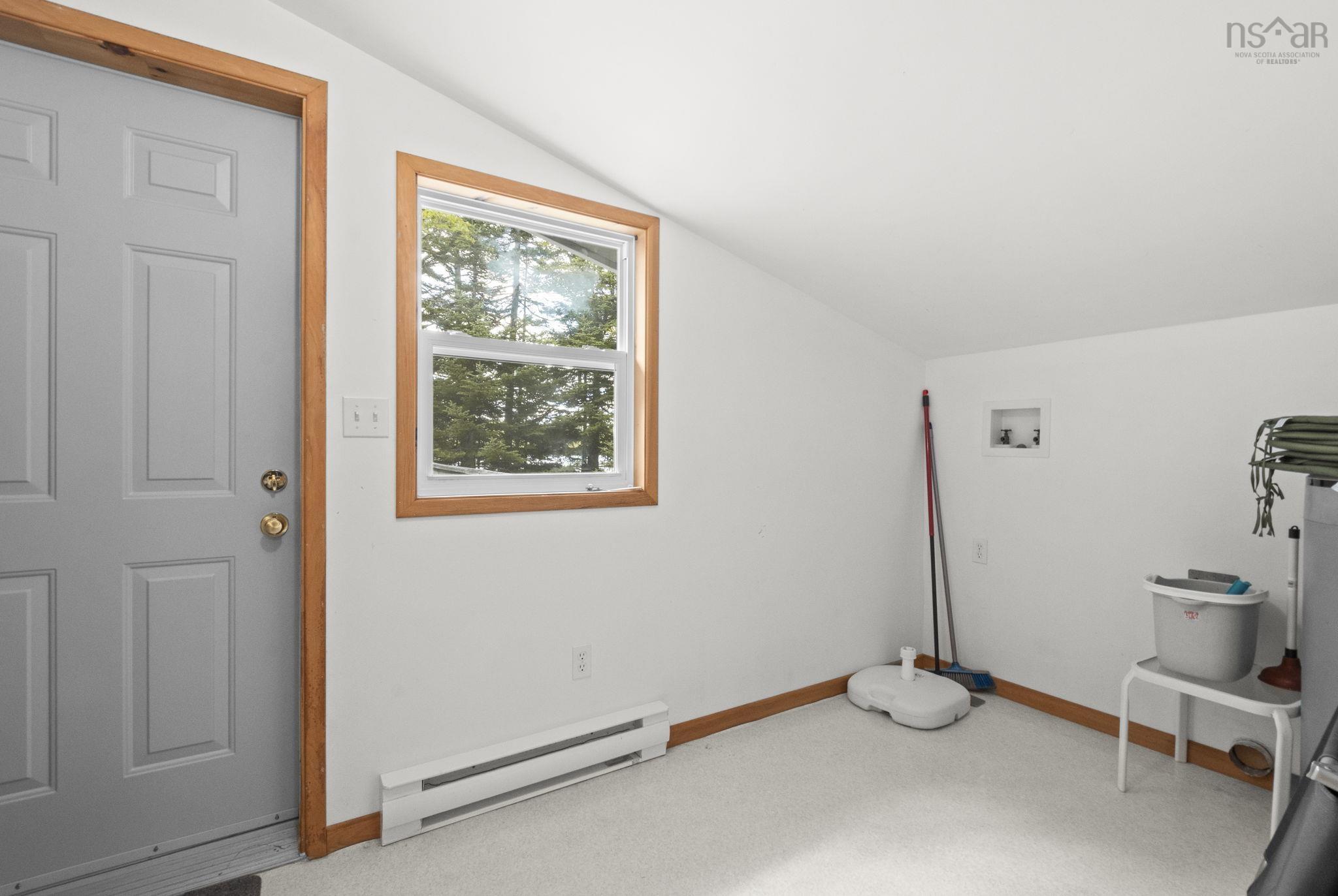 $535,000.00: 376 Lakefront Drive, Chelsea