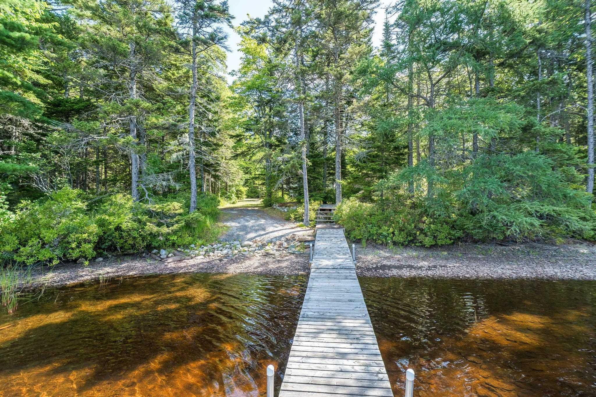 $535,000.00: 376 Lakefront Drive, Chelsea