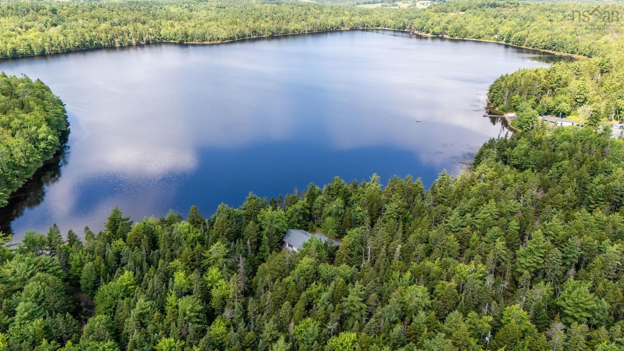 $535,000.00: 376 Lakefront Drive, Chelsea