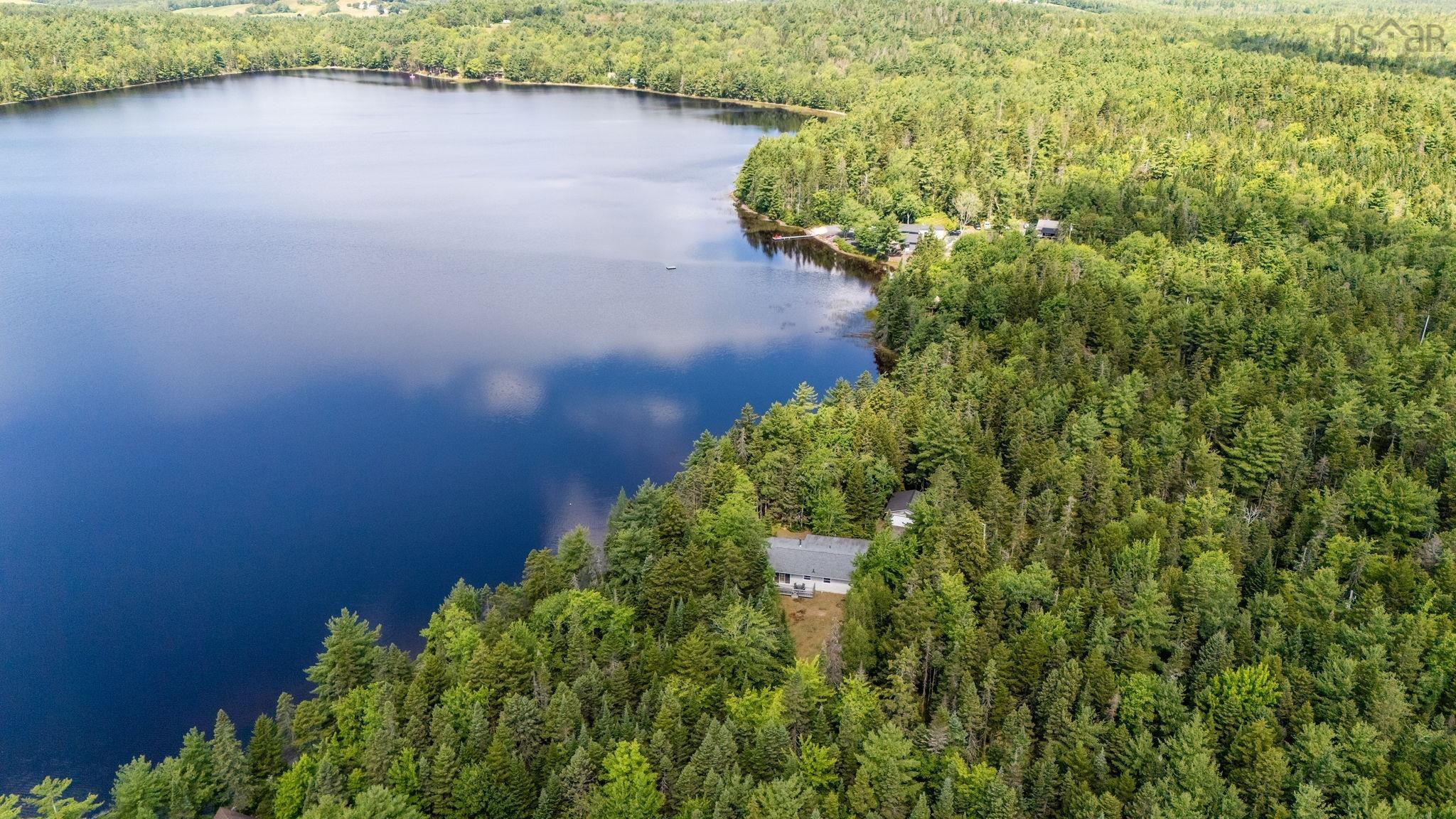 $535,000.00: 376 Lakefront Drive, Chelsea