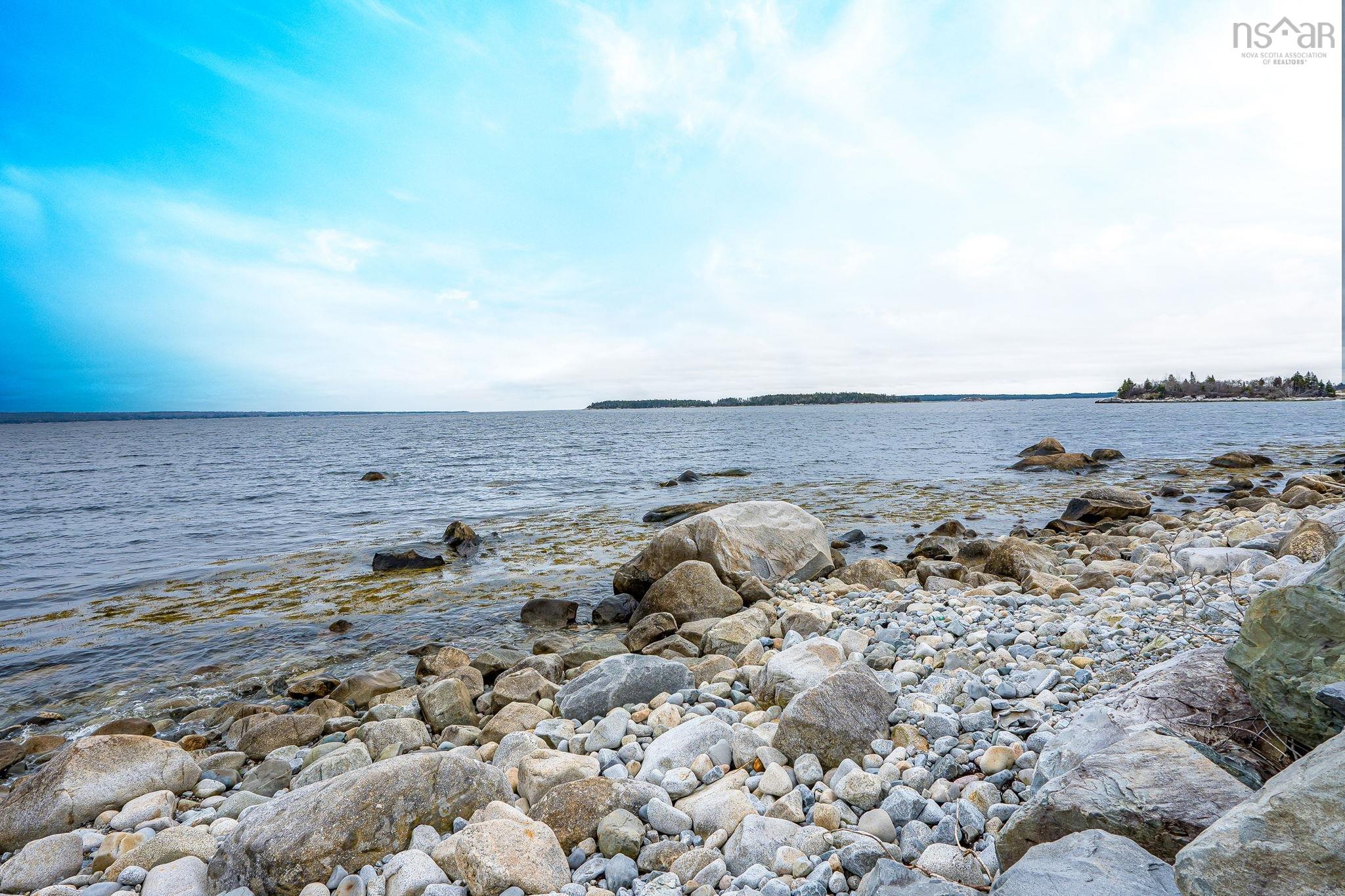 $374,900.00: 121 Carters Beach Road, Port Mouton