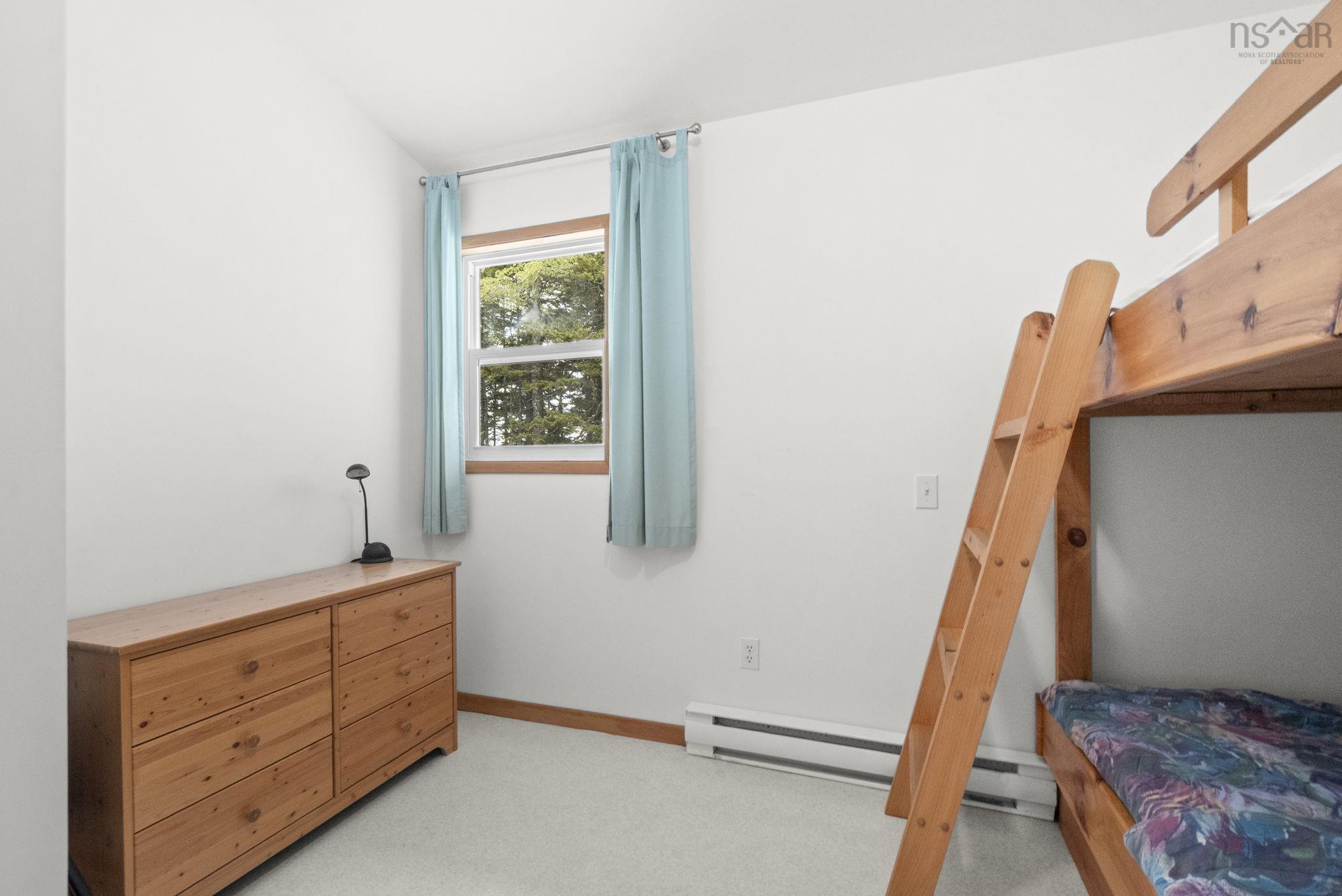 $535,000.00: 376 Lakefront Drive, Chelsea