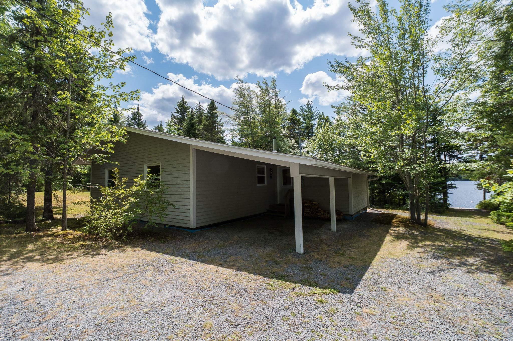 $535,000.00: 376 Lakefront Drive, Chelsea