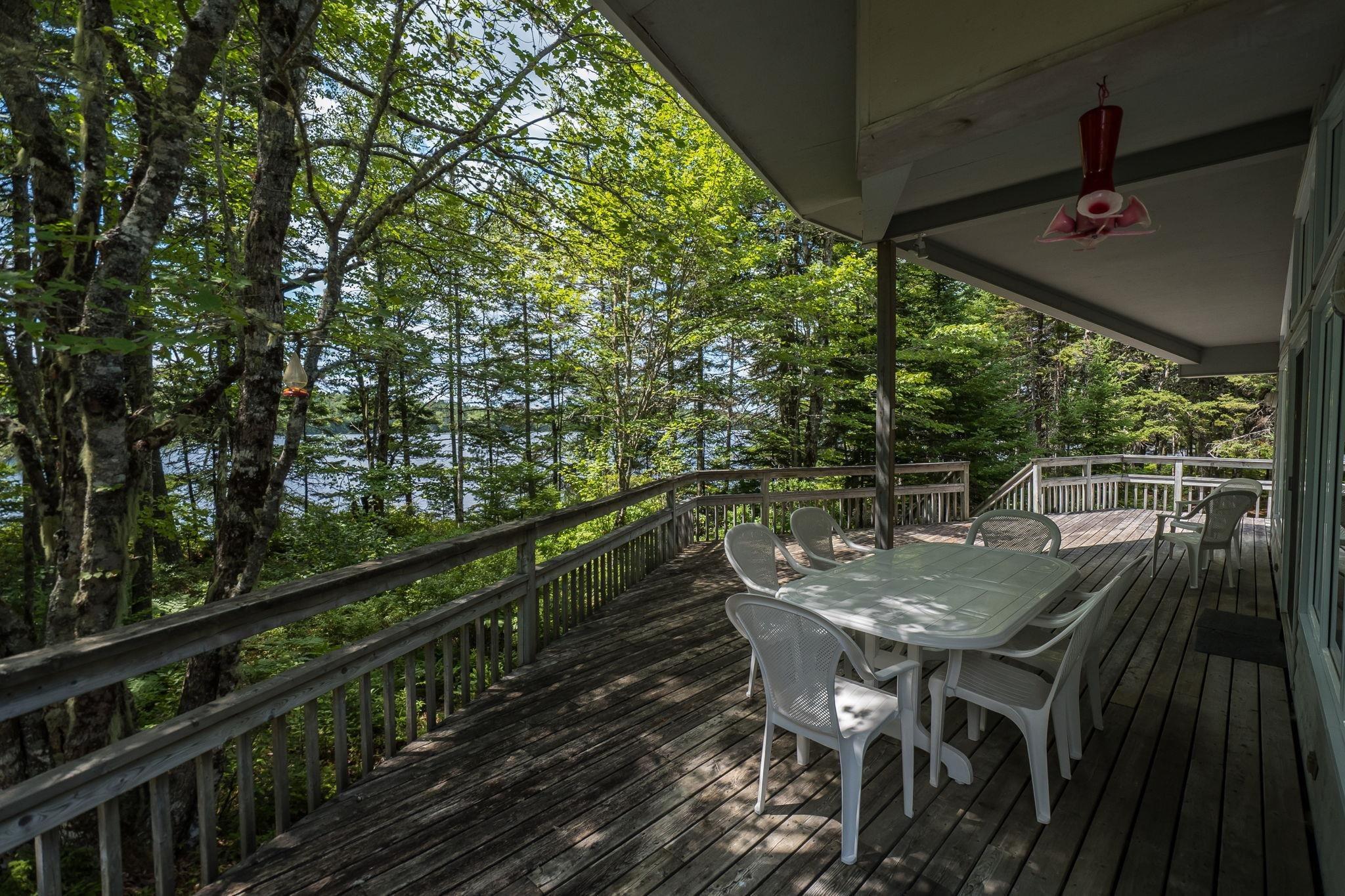 $535,000.00: 376 Lakefront Drive, Chelsea