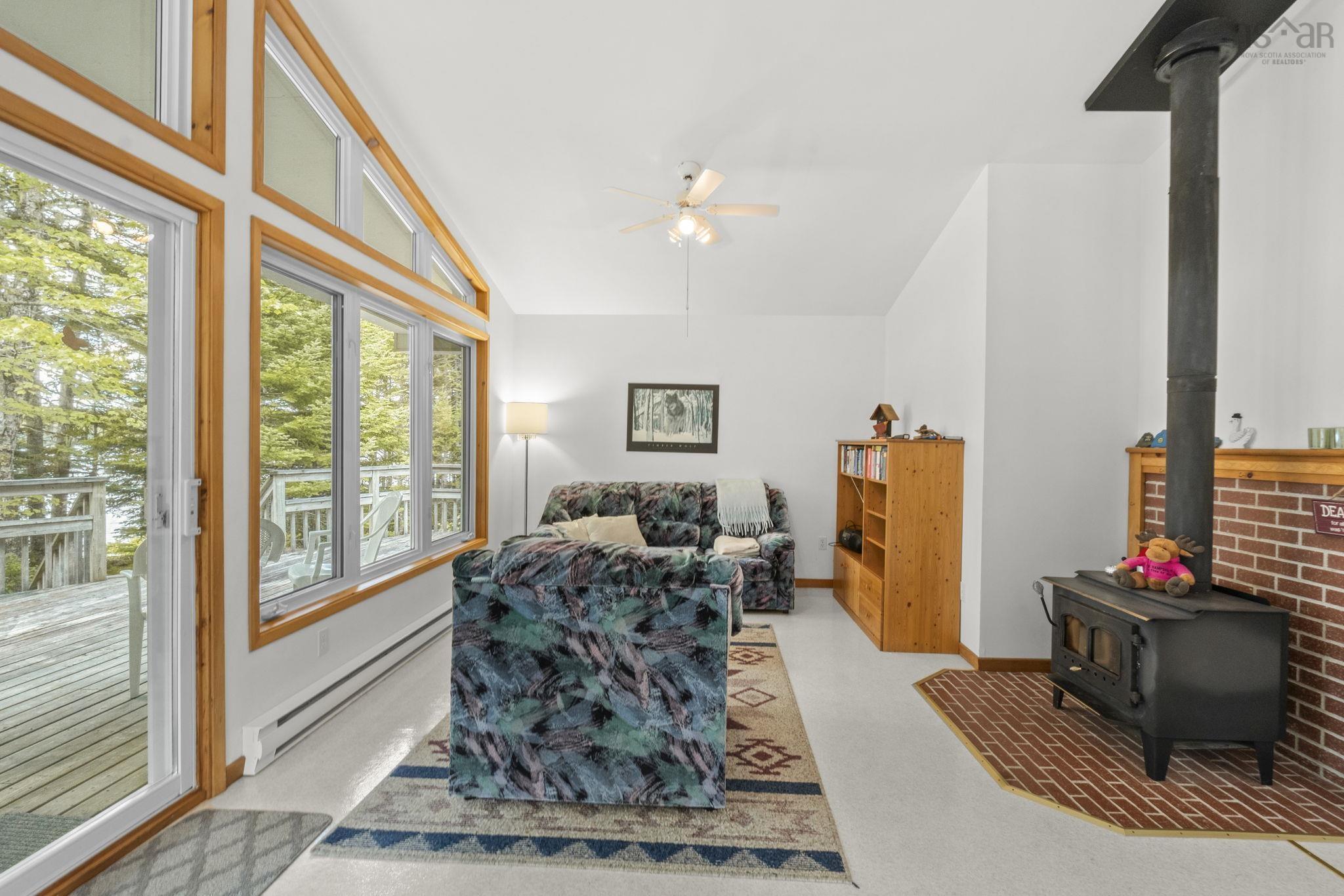 $535,000.00: 376 Lakefront Drive, Chelsea