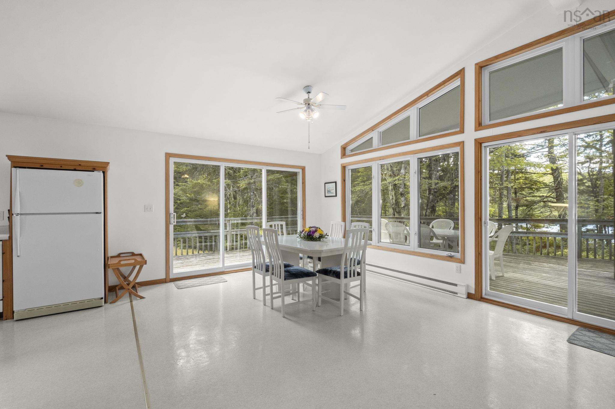 $535,000.00: 376 Lakefront Drive, Chelsea