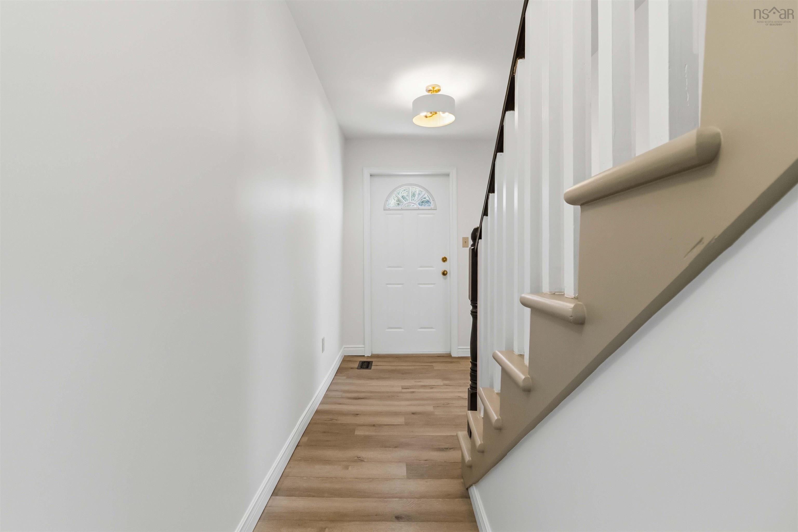 $499,900.00: 341 Myra Road, Porters Lake