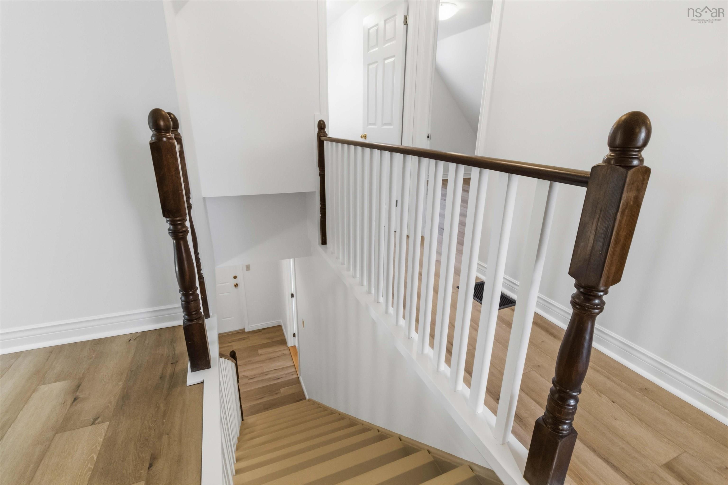 $499,900.00: 341 Myra Road, Porters Lake