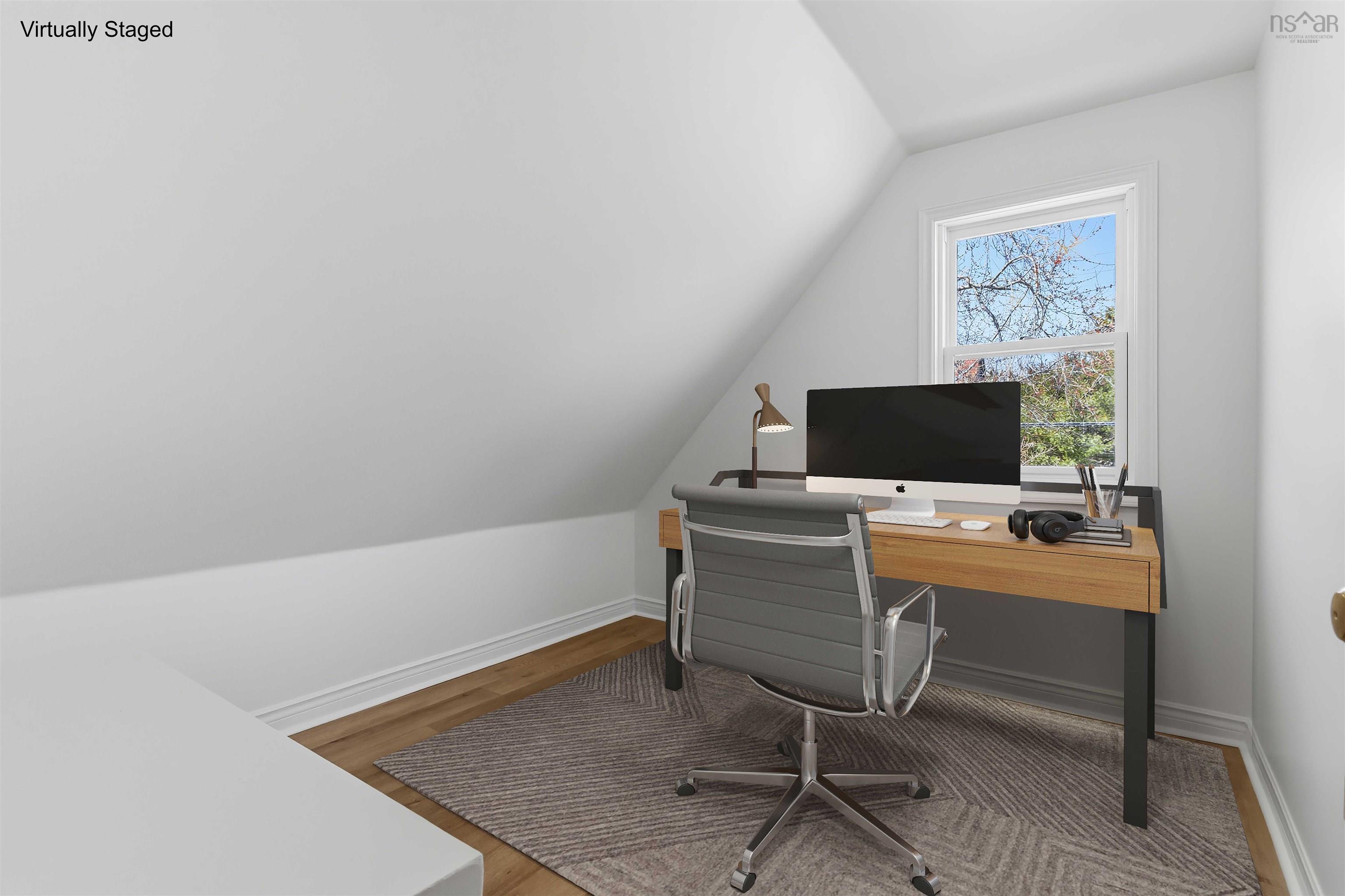 $499,900.00: 341 Myra Road, Porters Lake