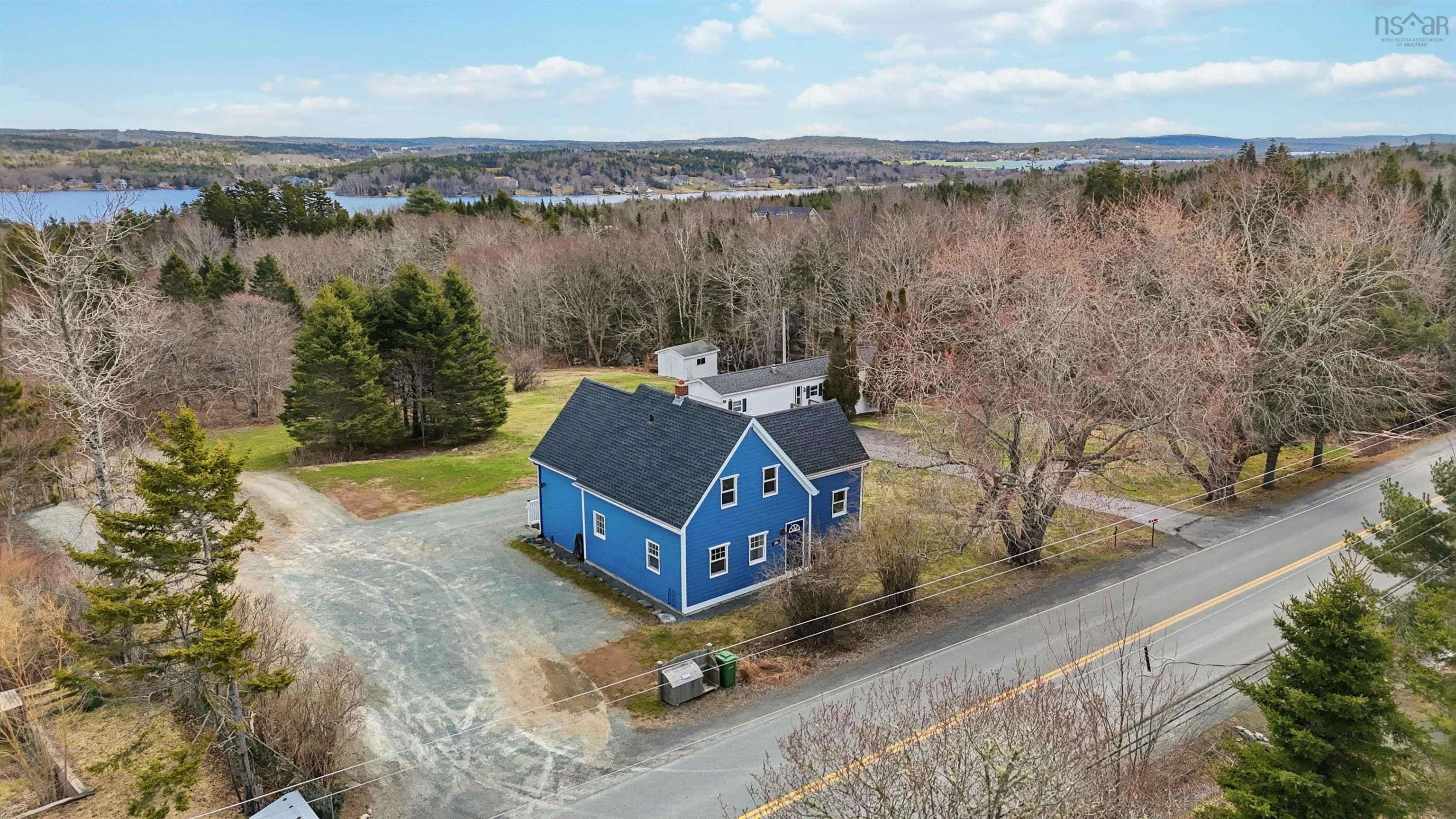 $499,900.00: 341 Myra Road, Porters Lake