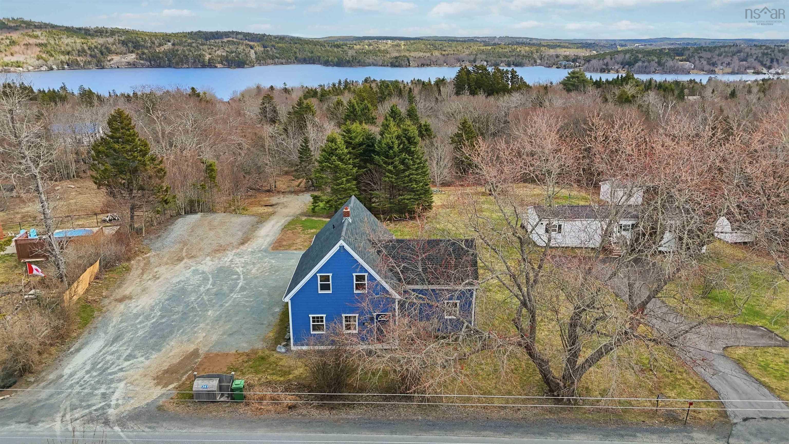 $499,900.00: 341 Myra Road, Porters Lake