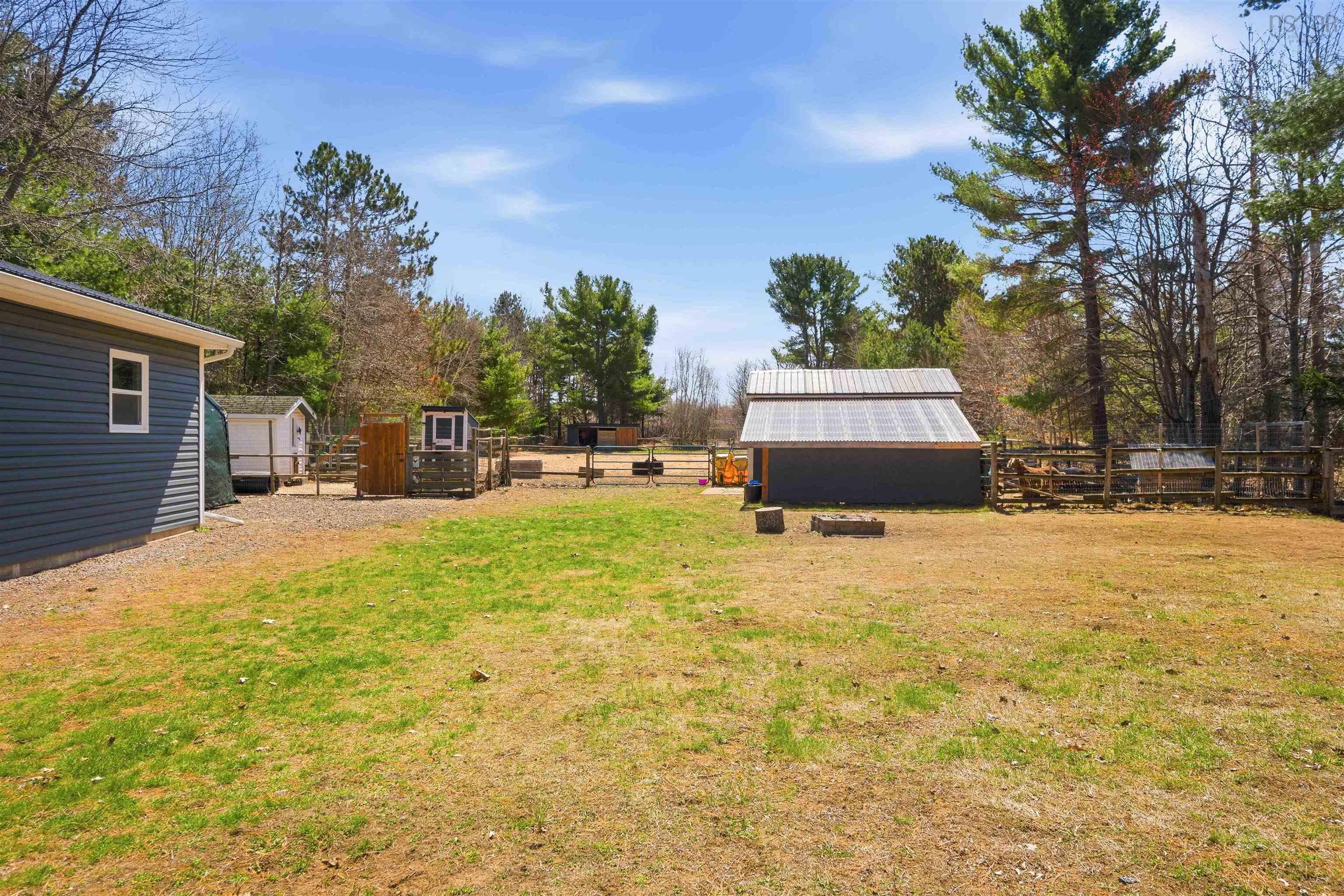 $474,900.00: 1316 Highway 1, East Kingston