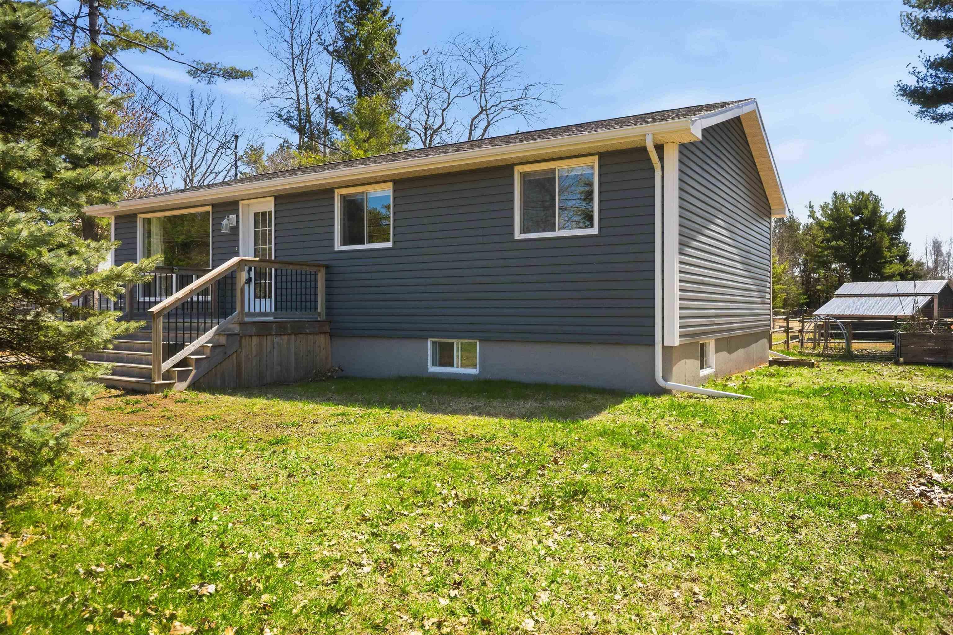 $474,900.00: 1316 Highway 1, East Kingston