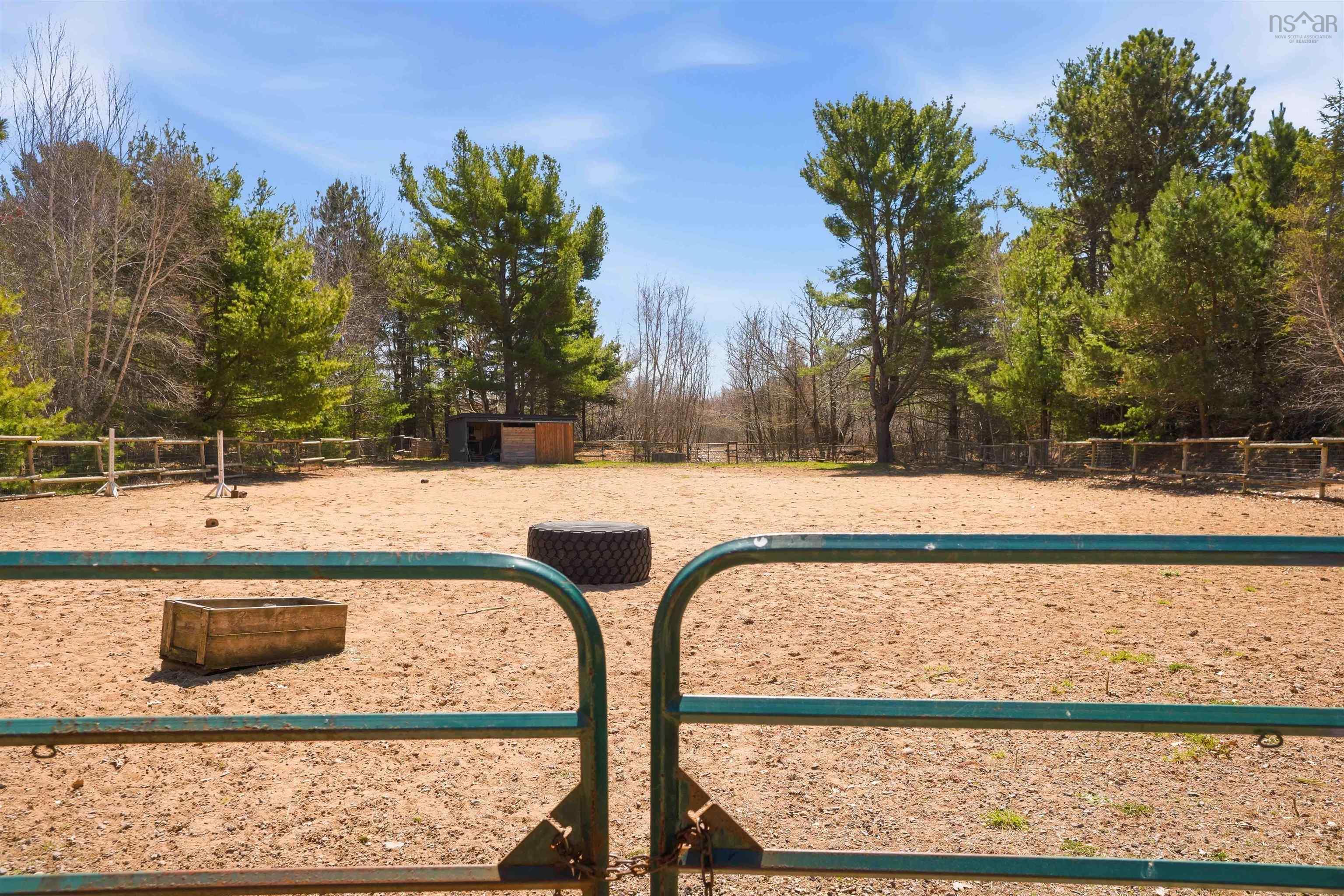 $474,900.00: 1316 Highway 1, East Kingston