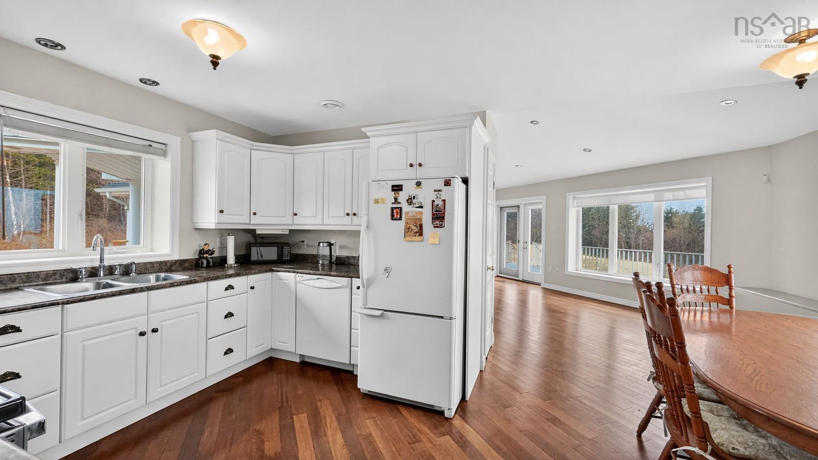 $690,000.00: 3599 Highway 19, Long Point