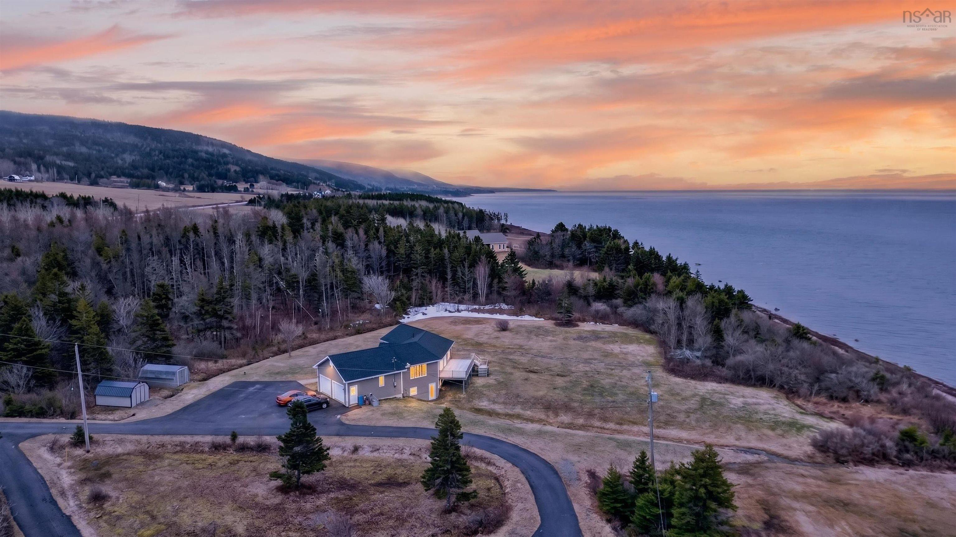 $690,000.00: 3599 Highway 19, Long Point