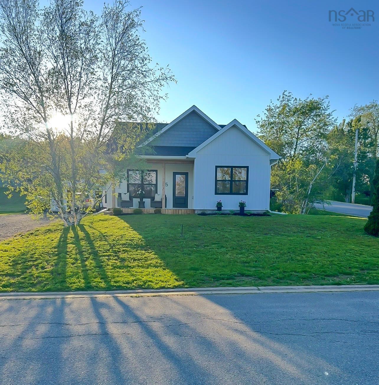 45 Mill Run, Kentville, NS (MLS® 202608559) | Kentville Real Estate | RE/MAX Halifax