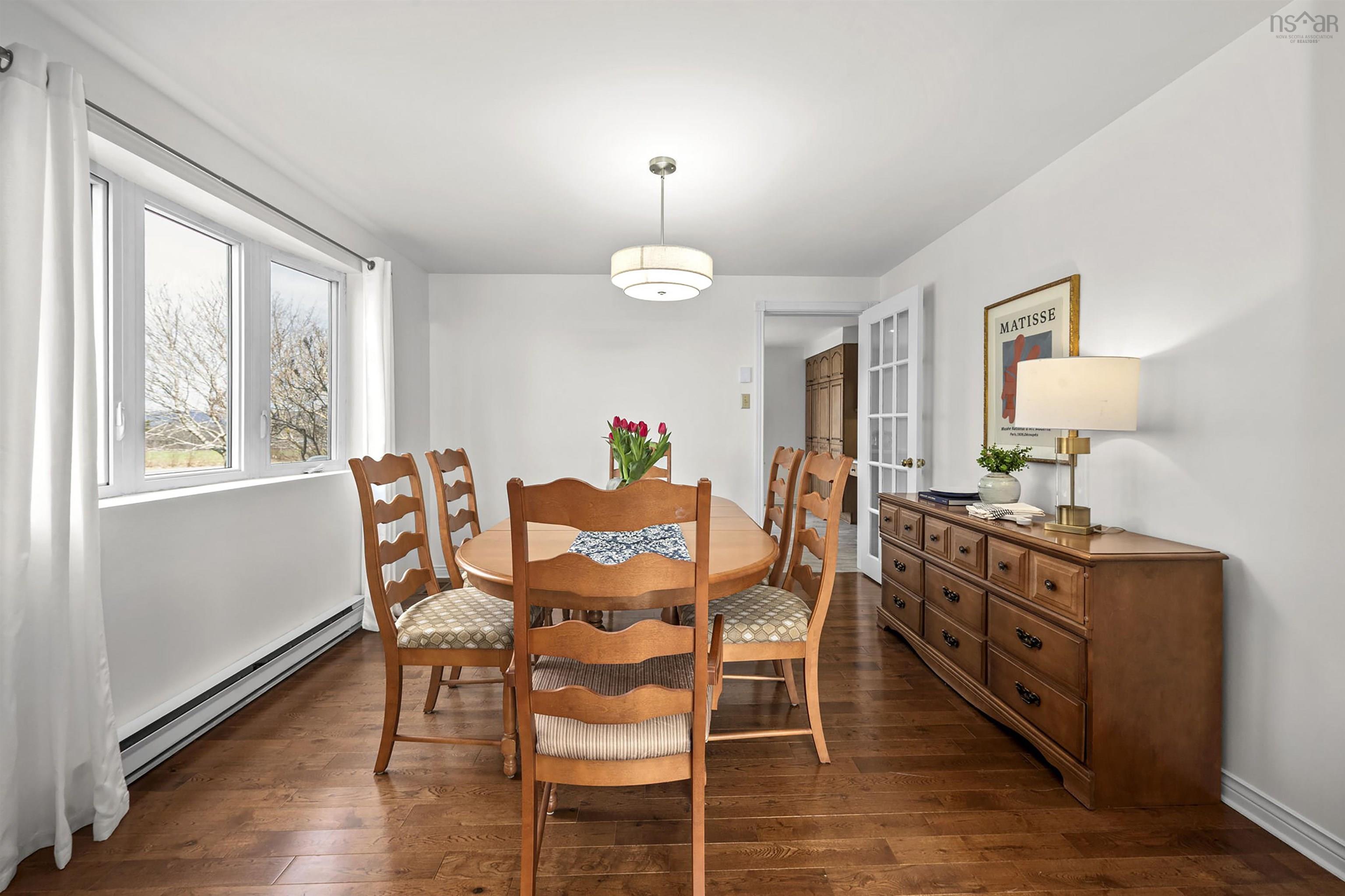 $599,900.00: 789 Canard Street, Lower Canard