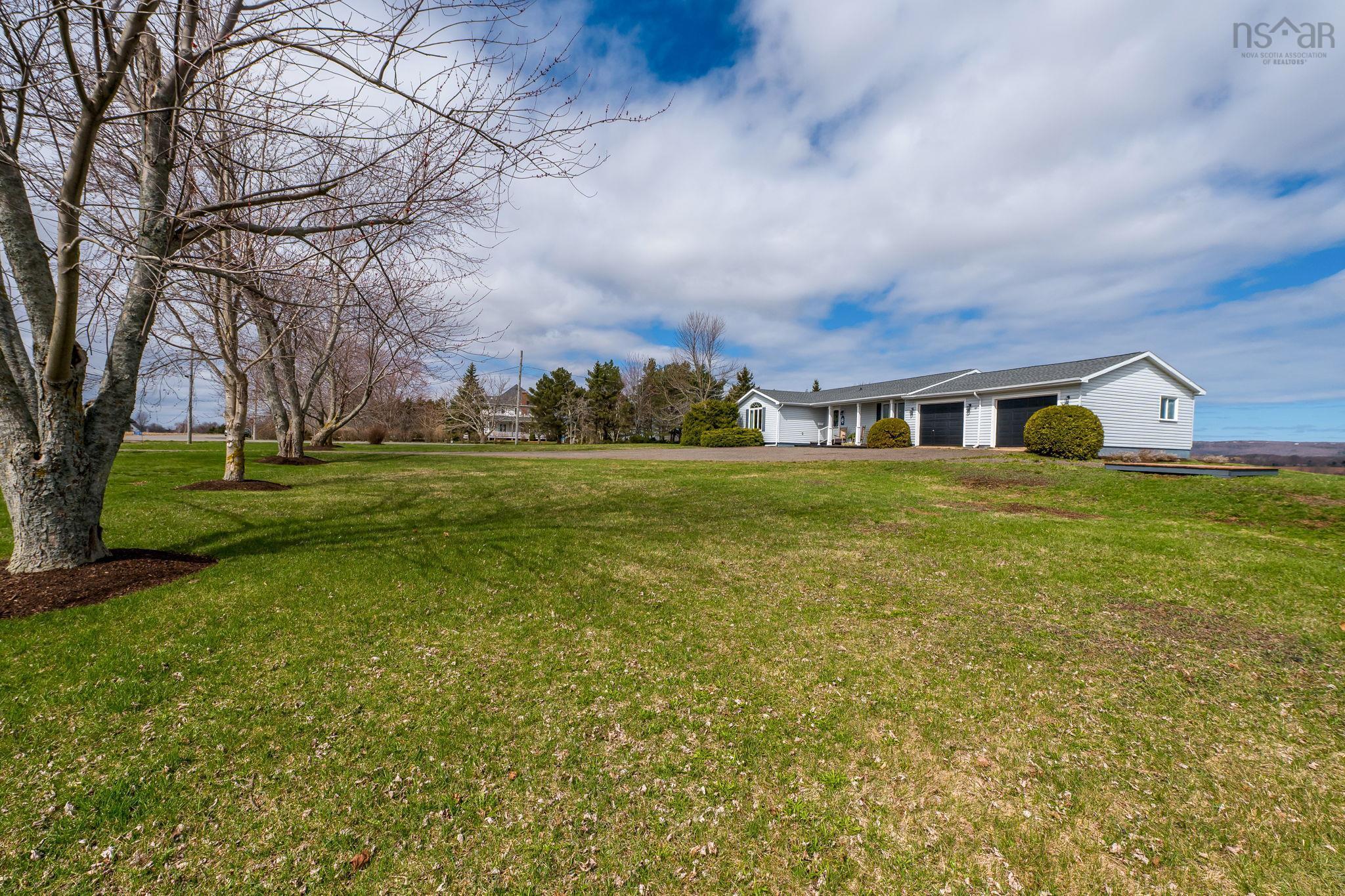 $599,900.00: 789 Canard Street, Lower Canard