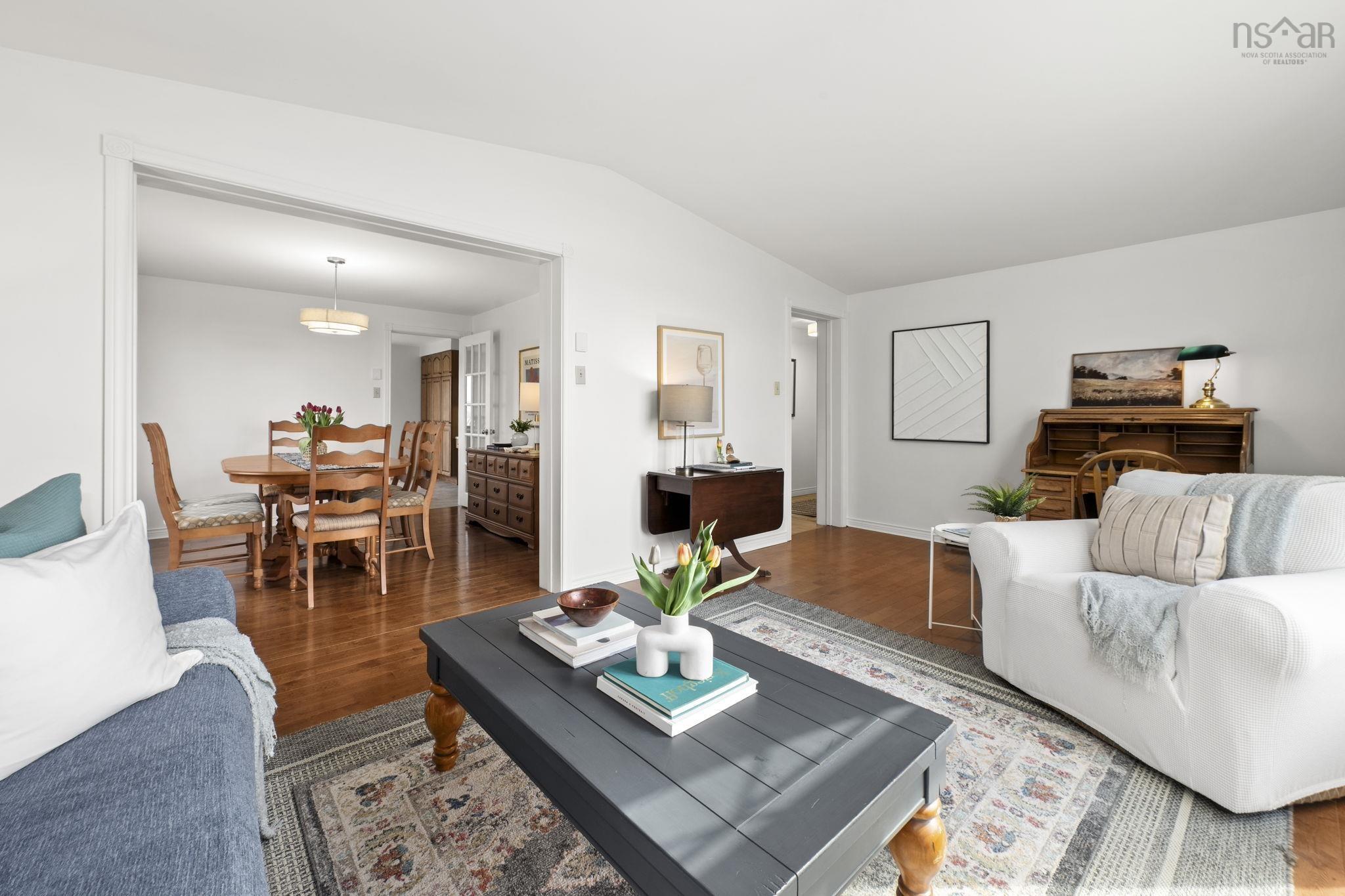 $599,900.00: 789 Canard Street, Lower Canard