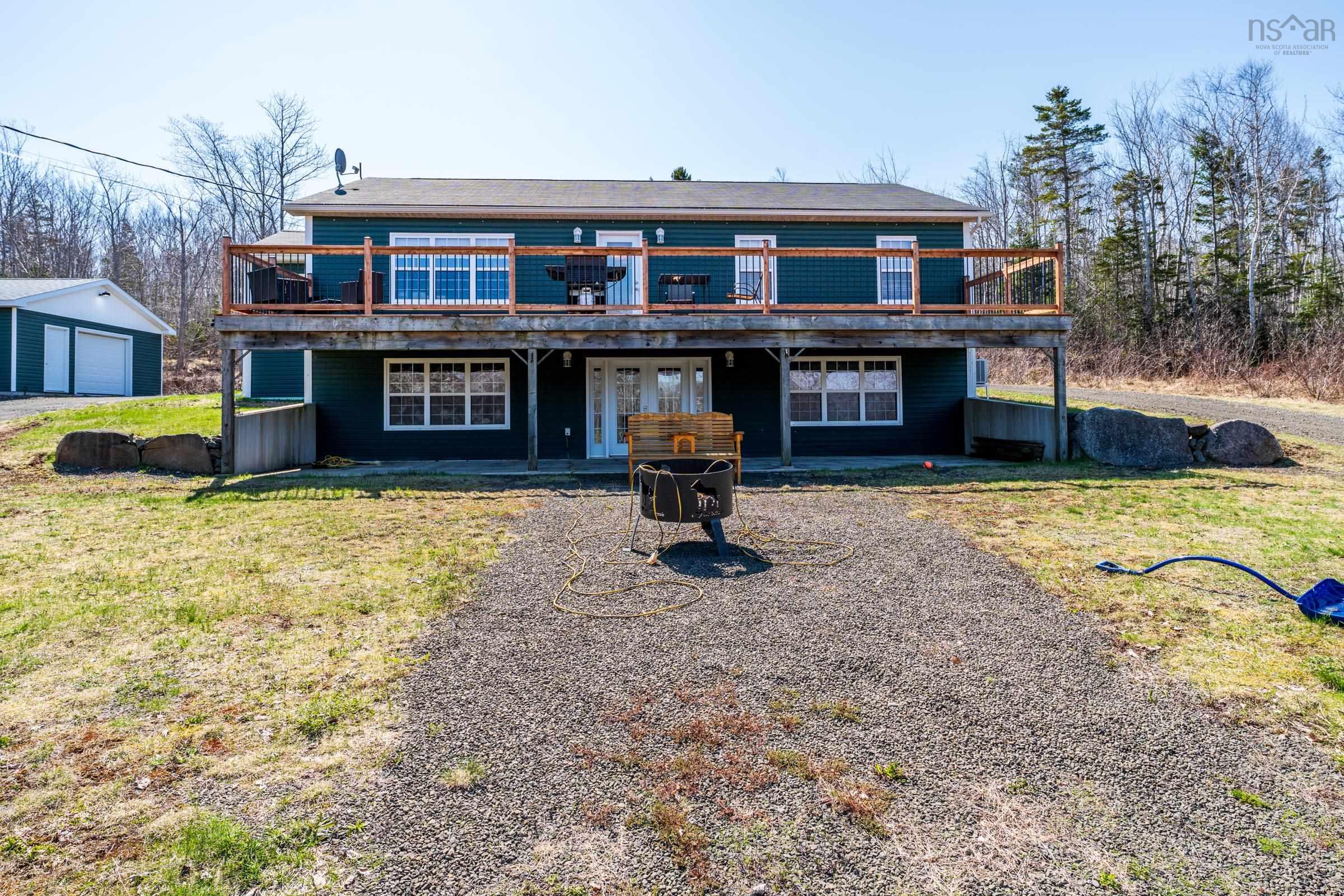 $625,000.00: 3152 Shore Road W, Litchfield