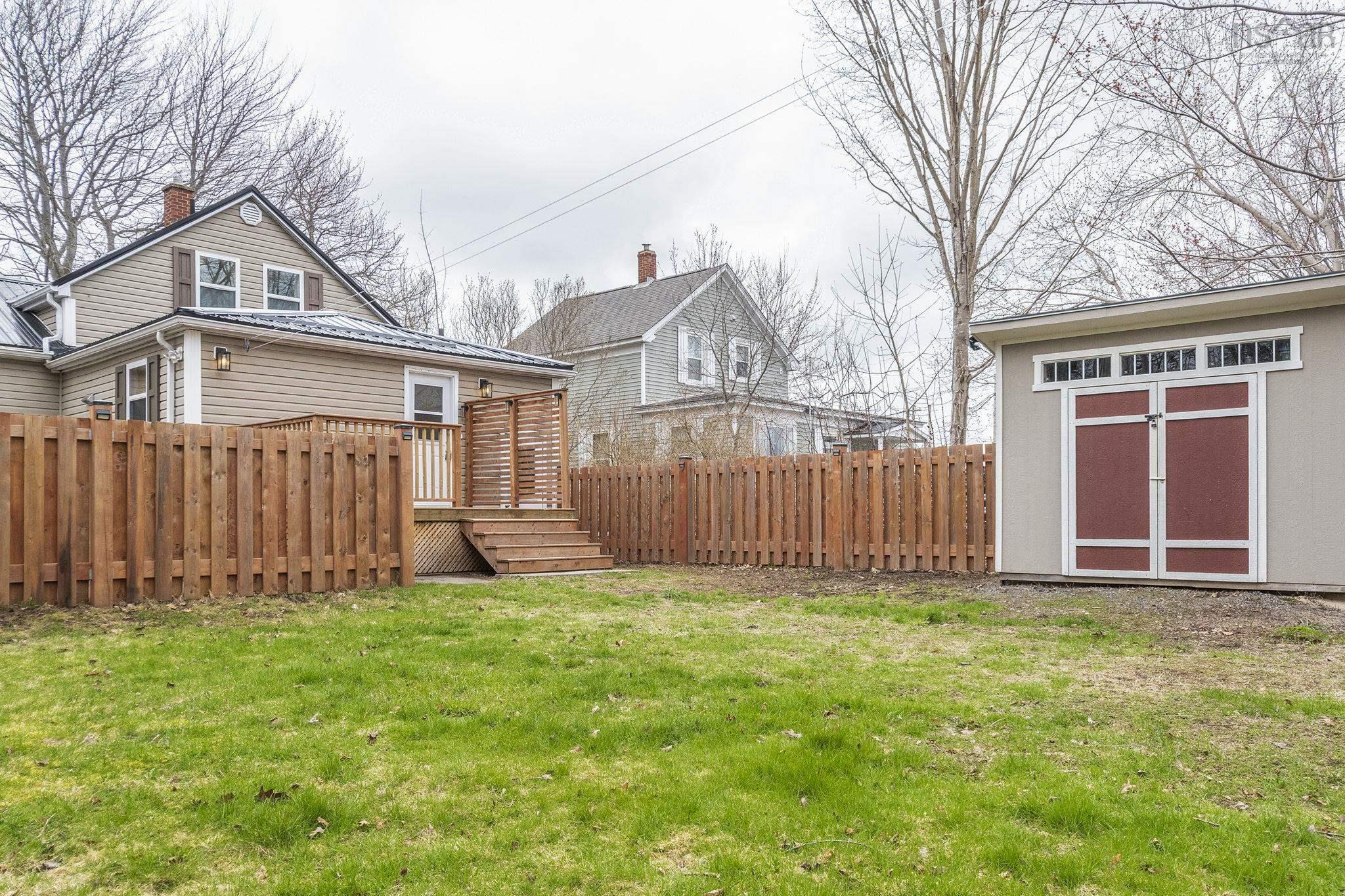 $320,000.00: 1460 Park Road, Kingston