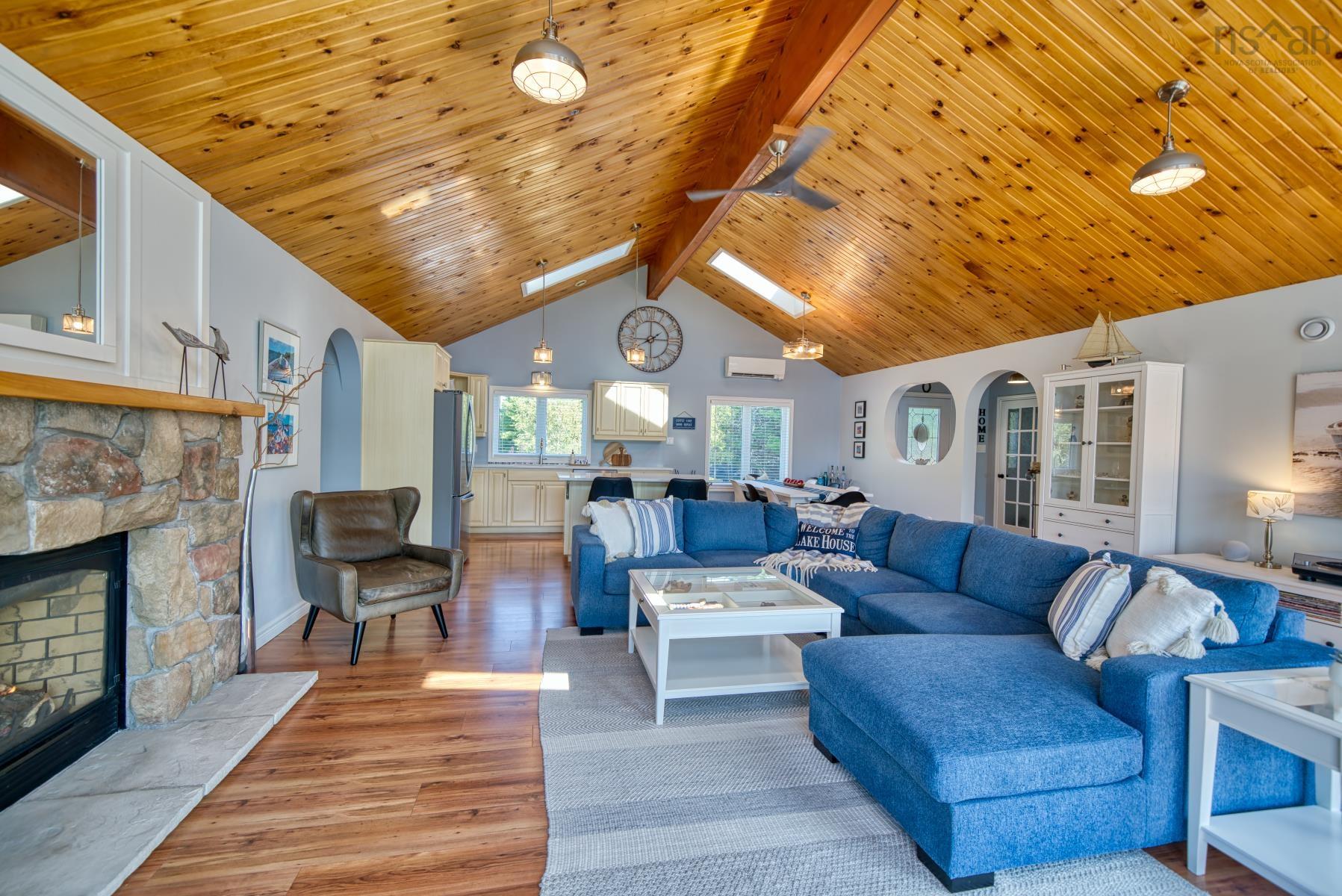 $917,000.00: 193 Red Tail Drive, Newburne