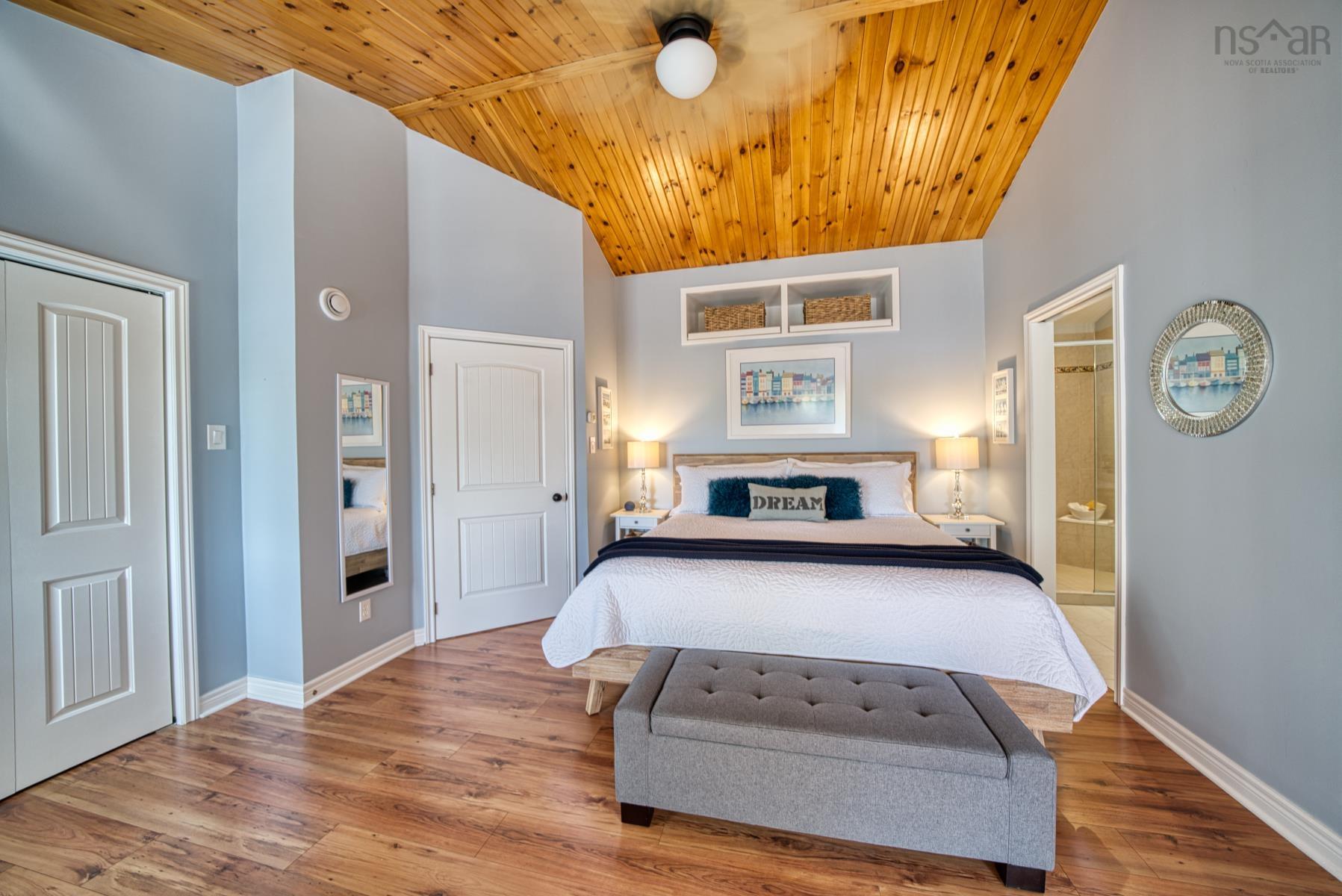 $917,000.00: 193 Red Tail Drive, Newburne