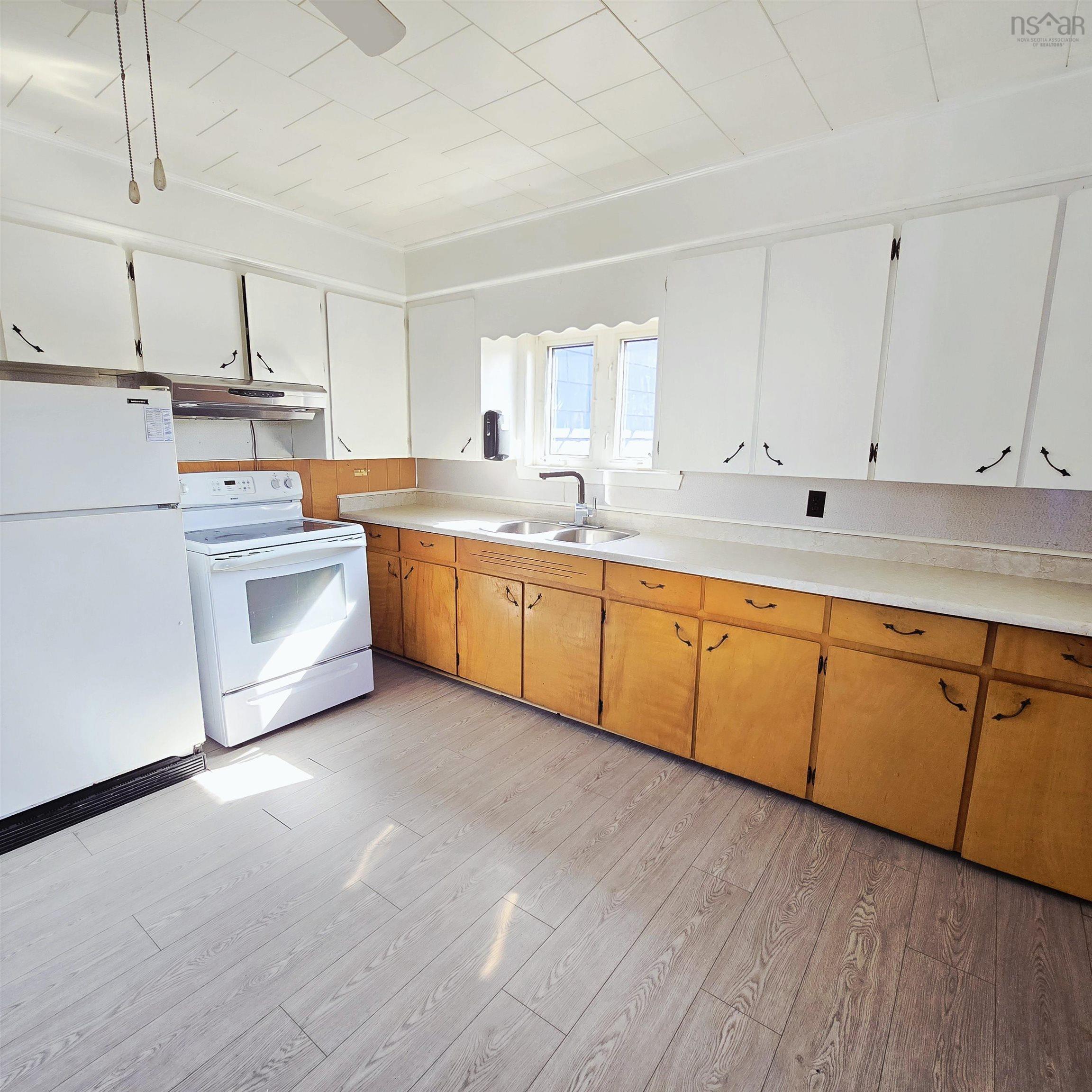 $175,000.00: 64 Regent Street, North Sydney