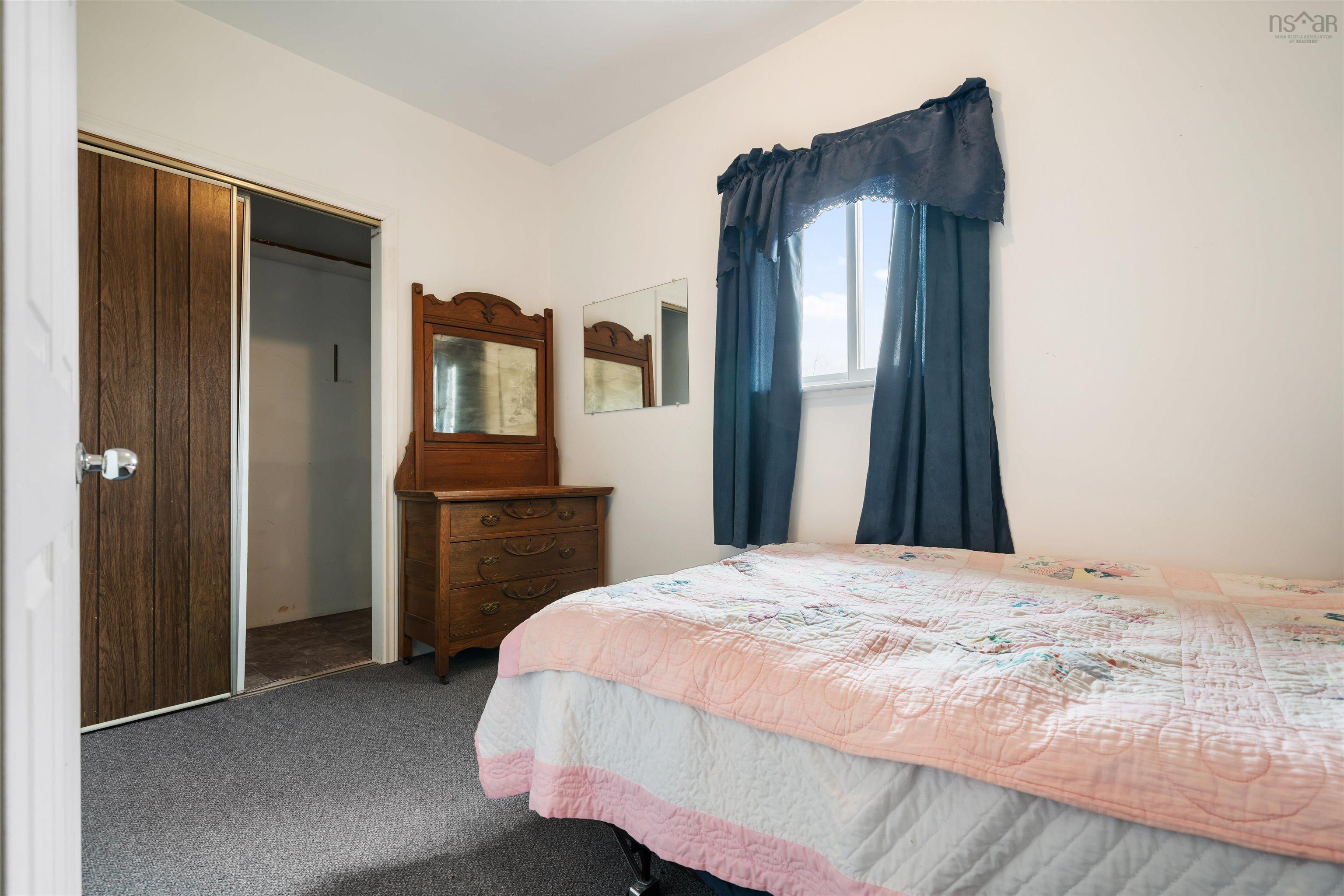 $279,900.00: 2135 Highway 336, Eastville