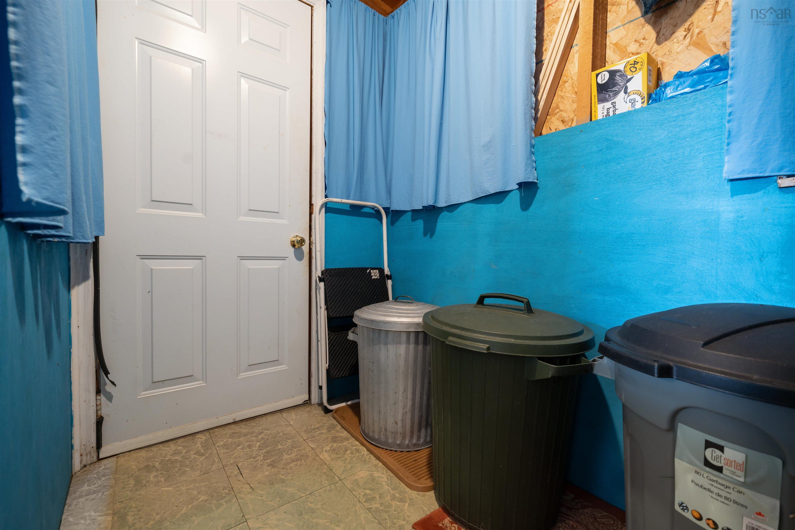 $279,900.00: 2135 Highway 336, Eastville