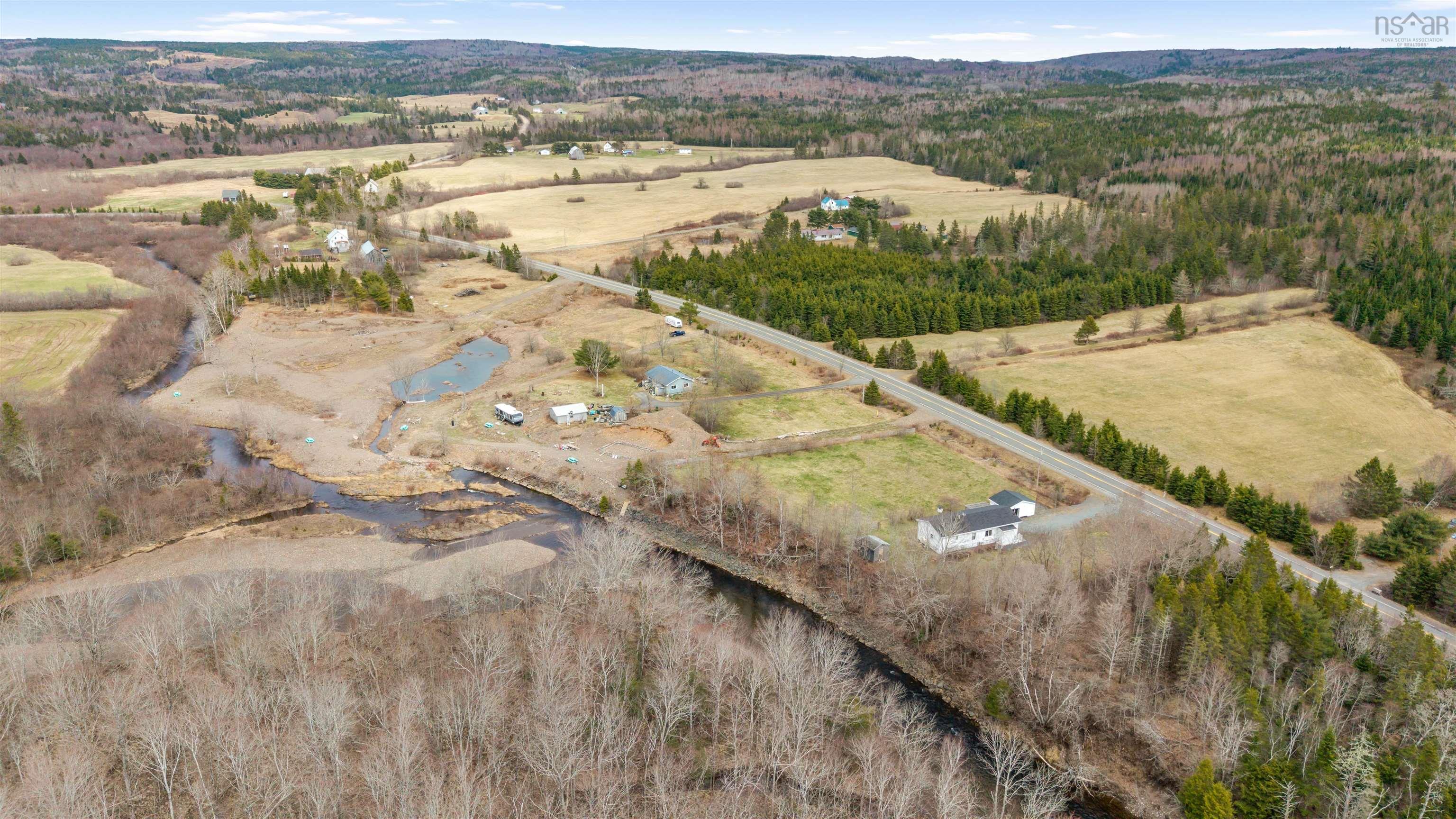 $279,900.00: 2135 Highway 336, Eastville