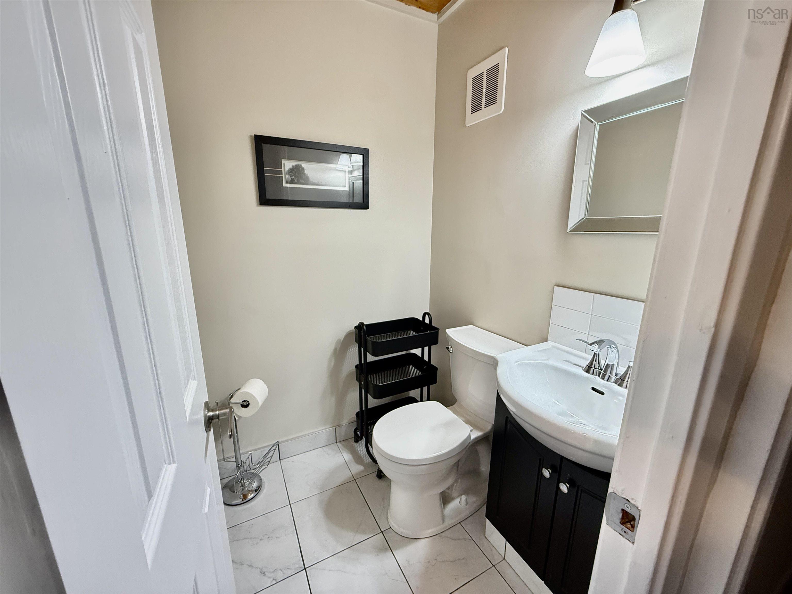 $379,900.00: 29 Cavendish Road, Halifax