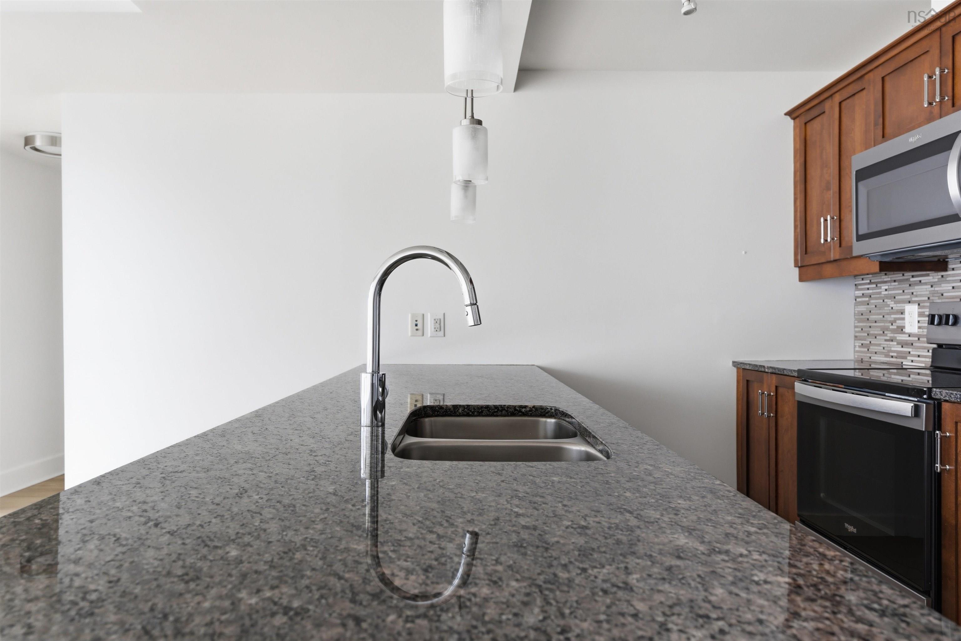 $545,000.00: 607 31 Kings Wharf Place, Dartmouth