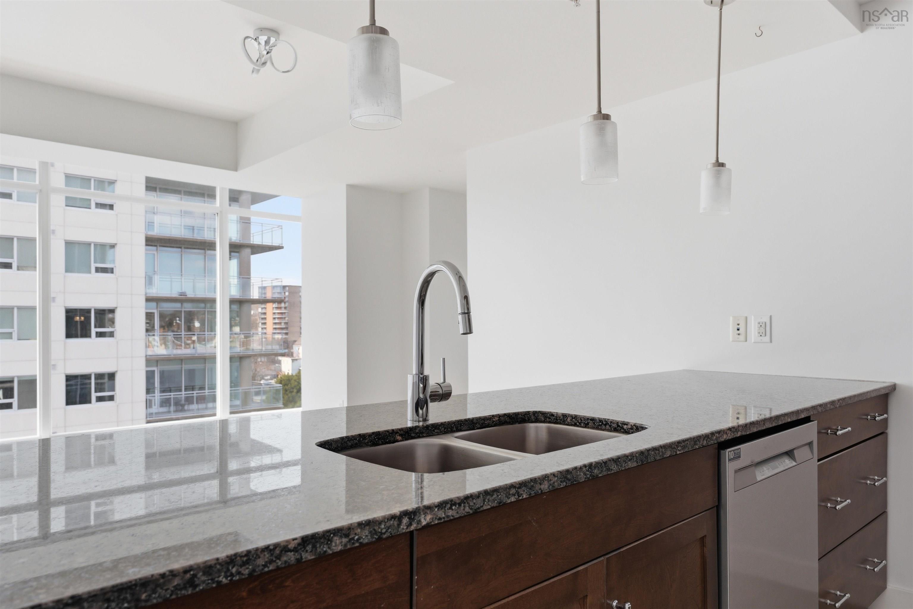 $545,000.00: 607 31 Kings Wharf Place, Dartmouth