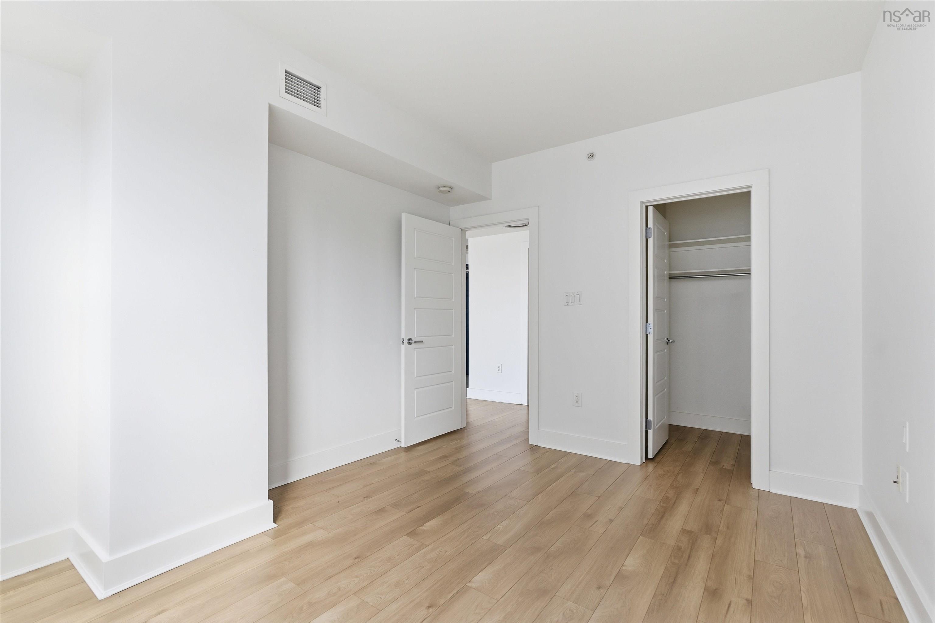 $545,000.00: 607 31 Kings Wharf Place, Dartmouth