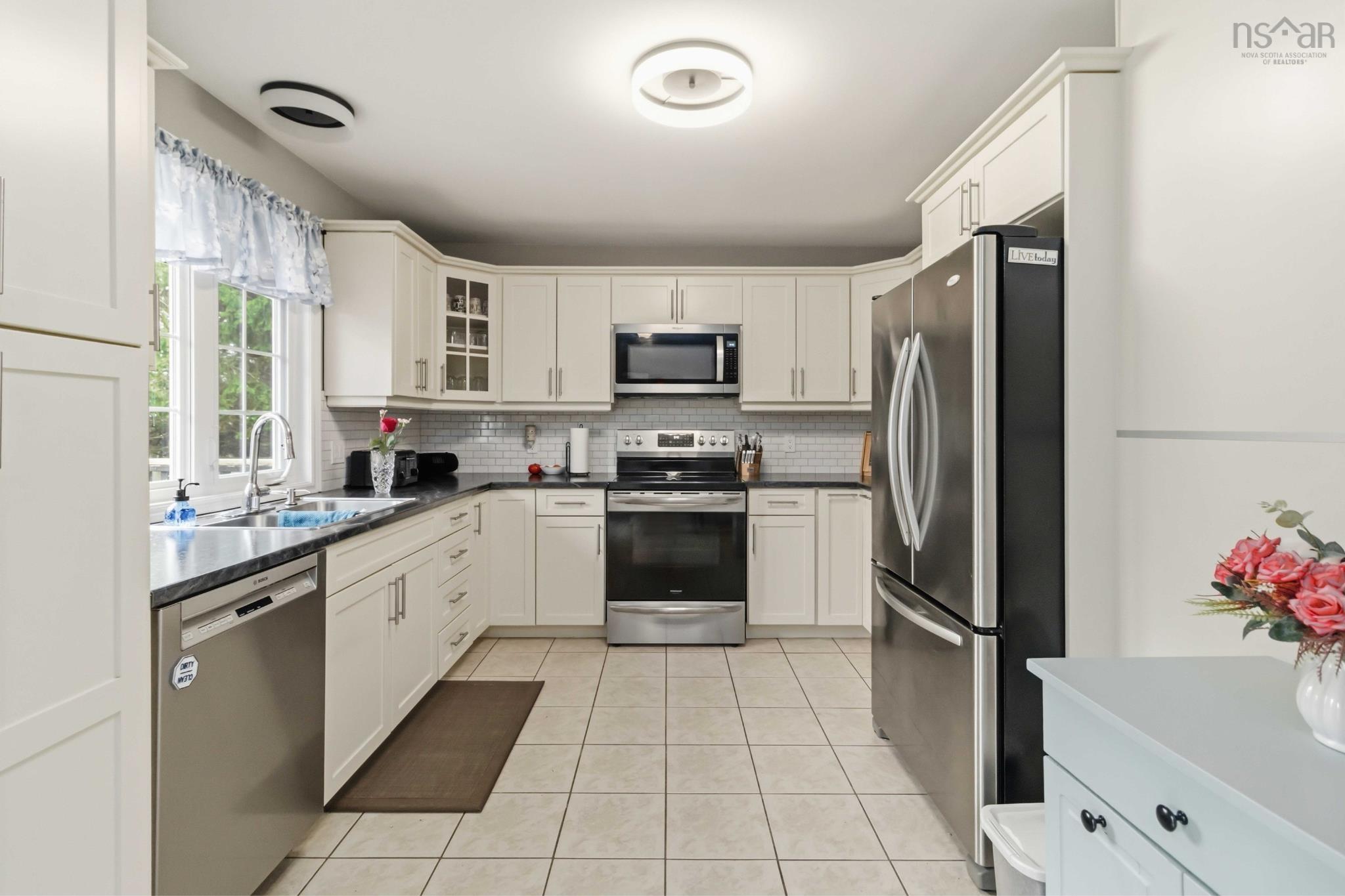 $675,000.00: 29 Lively Road, Middle Sackville